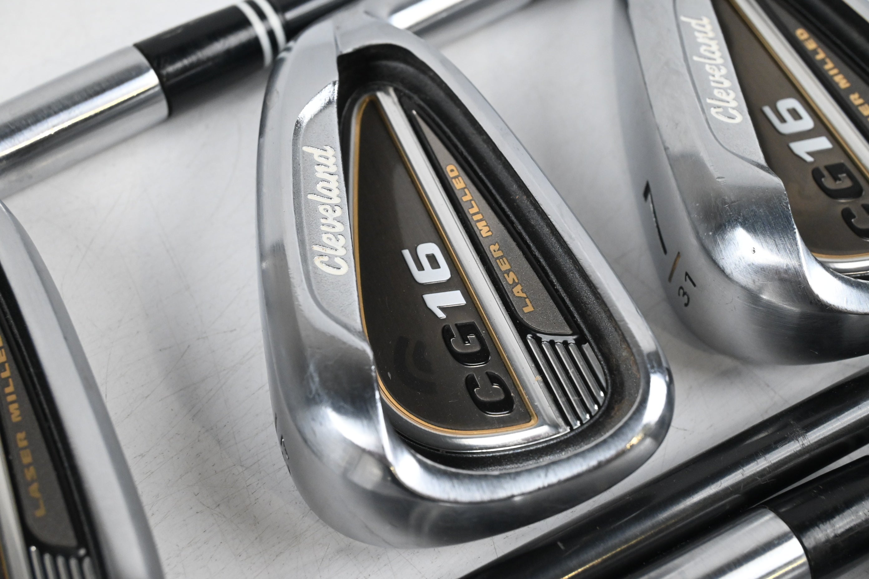 Cleveland CG16 Chrome Irons / 5-PW / Senior Flex Cleveland Action Lite 55 Shafts