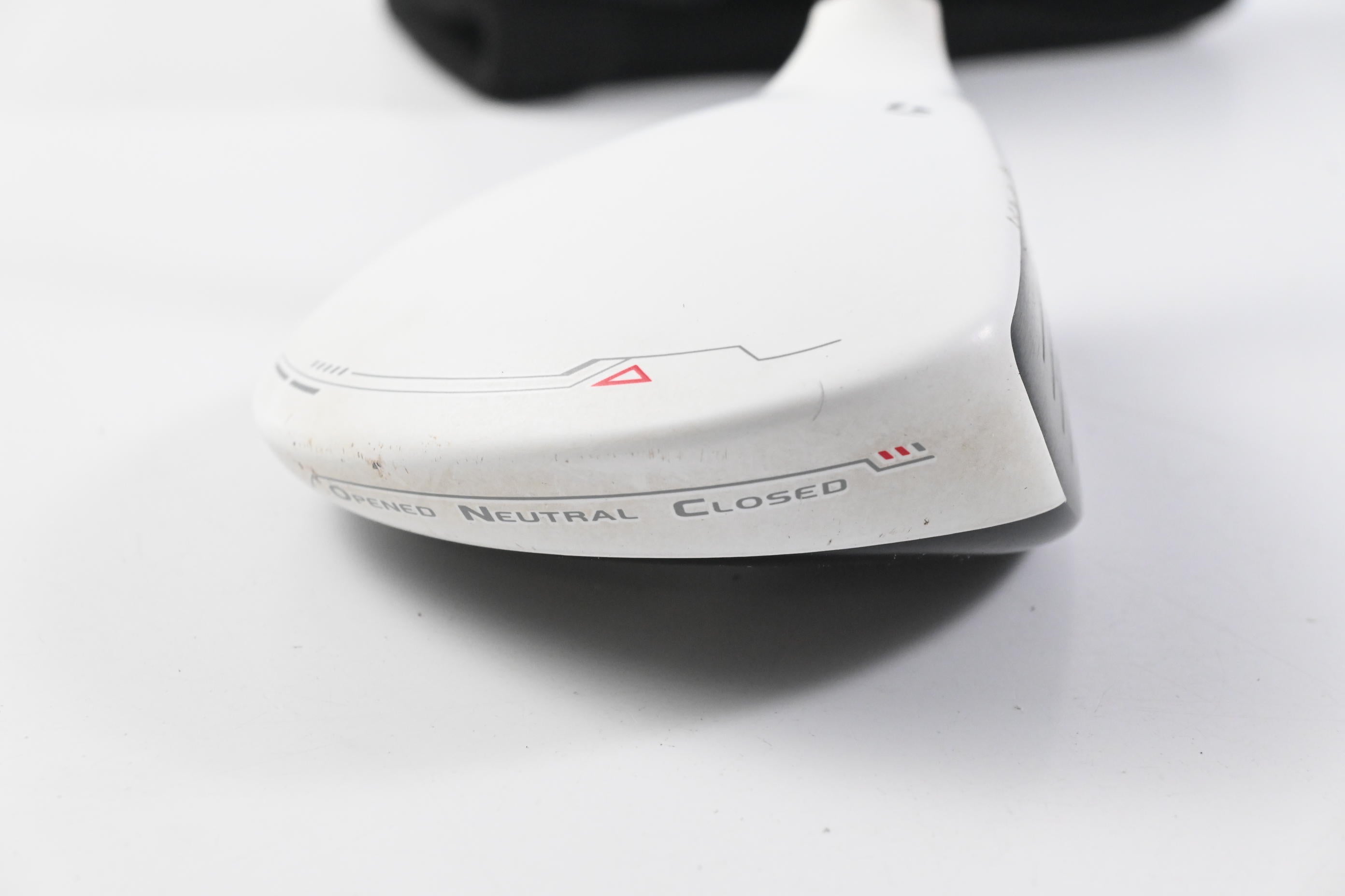 Taylormade R11 #3 Wood / 15.5 Degree / Regular Flex Fujikura Blur 70 Shaft
