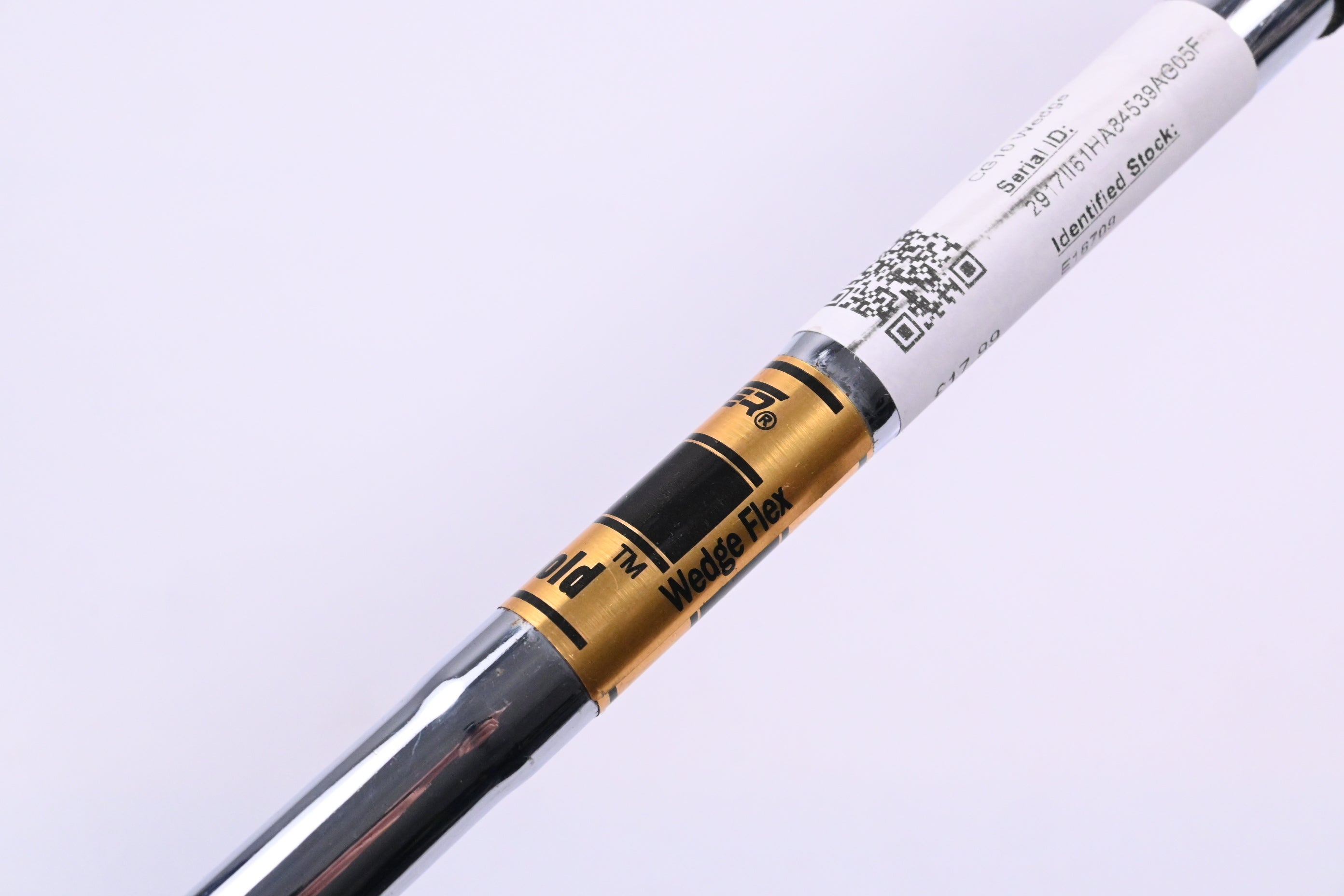 Cleveland CG10 Gap Wedge / 52 Degree / Wedge Flex Dynamic Gold Shaft