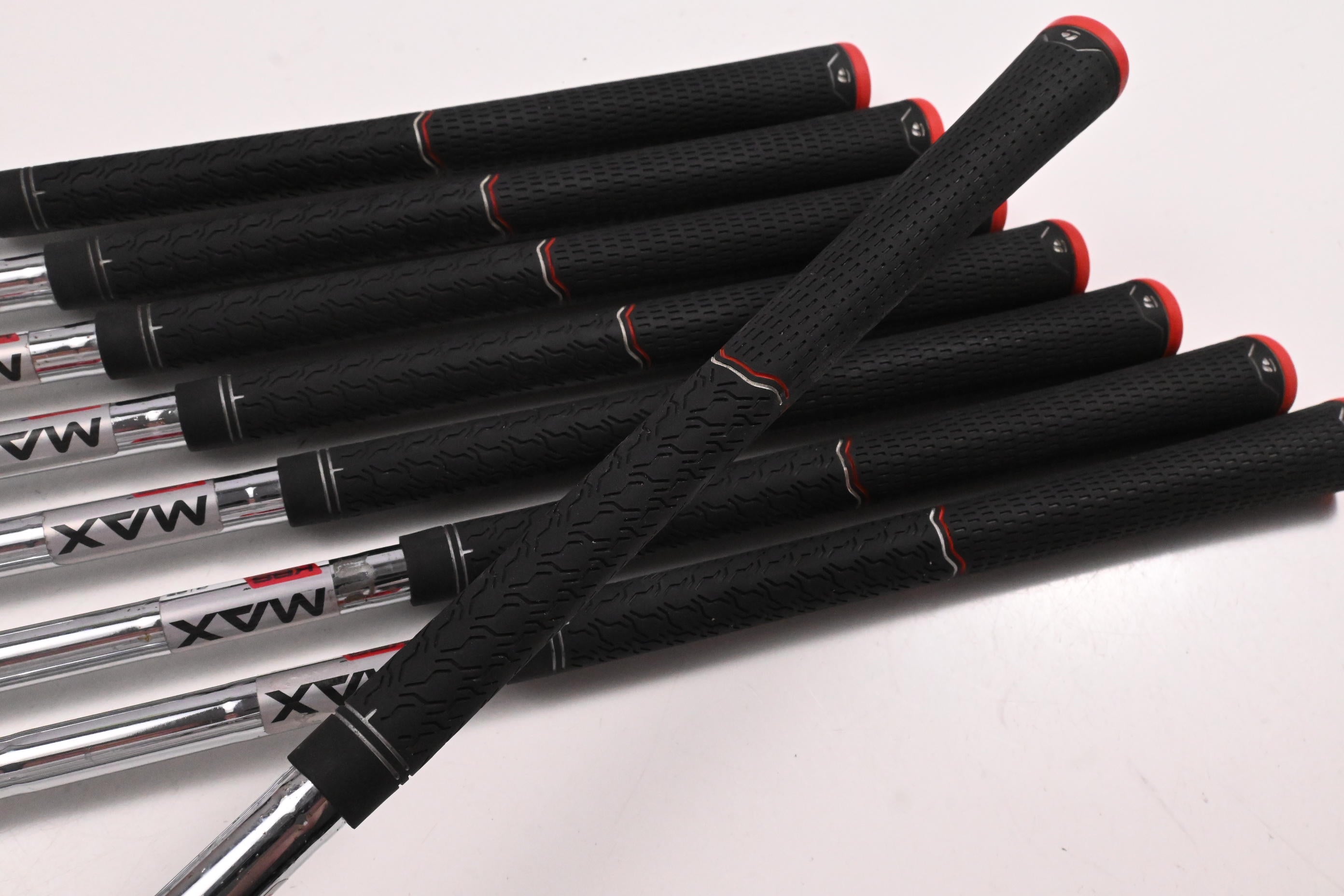 Taylormade M6 Irons / 4-PW+AW / Regular Flex KBS Max 85 Shafts