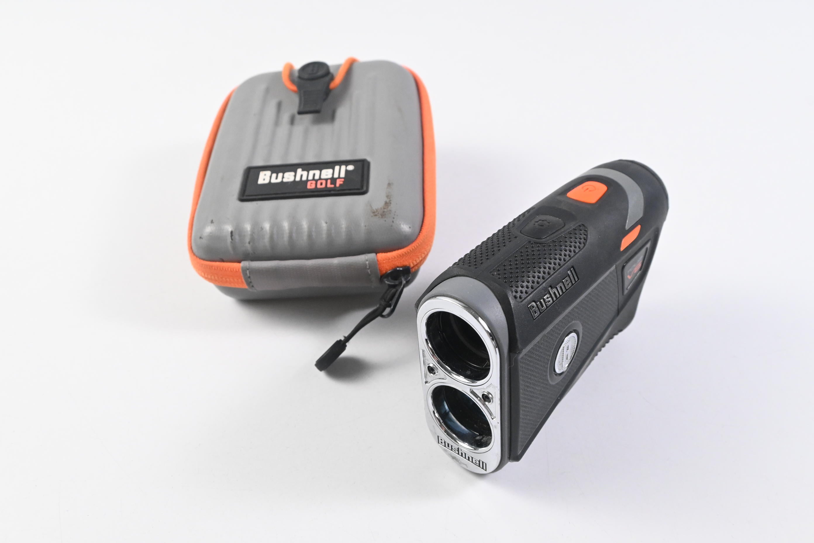 Bushnell Tour V6 / Rangefinder