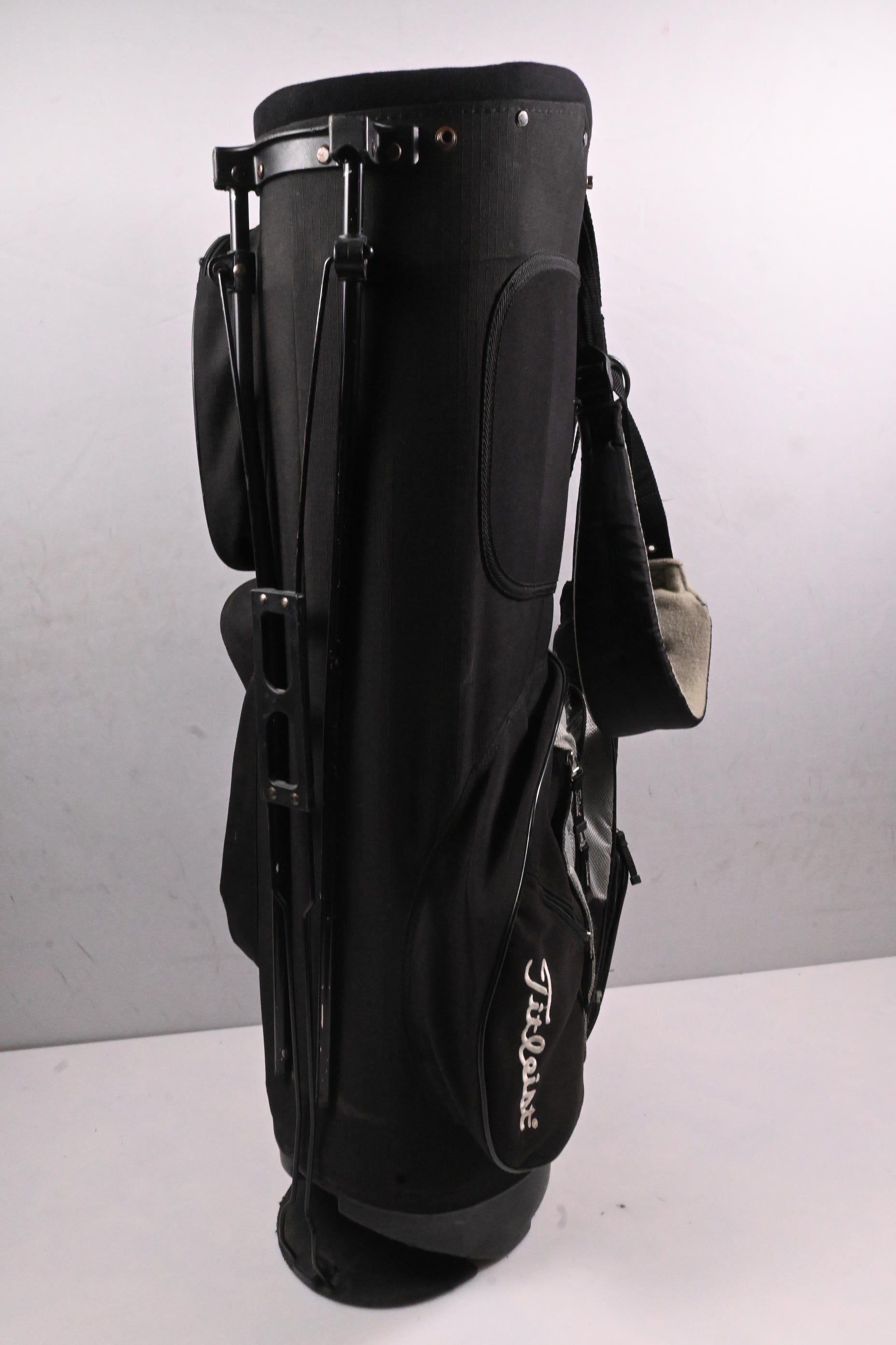 Titleist Stand Bag / 4-Way Divider / Black