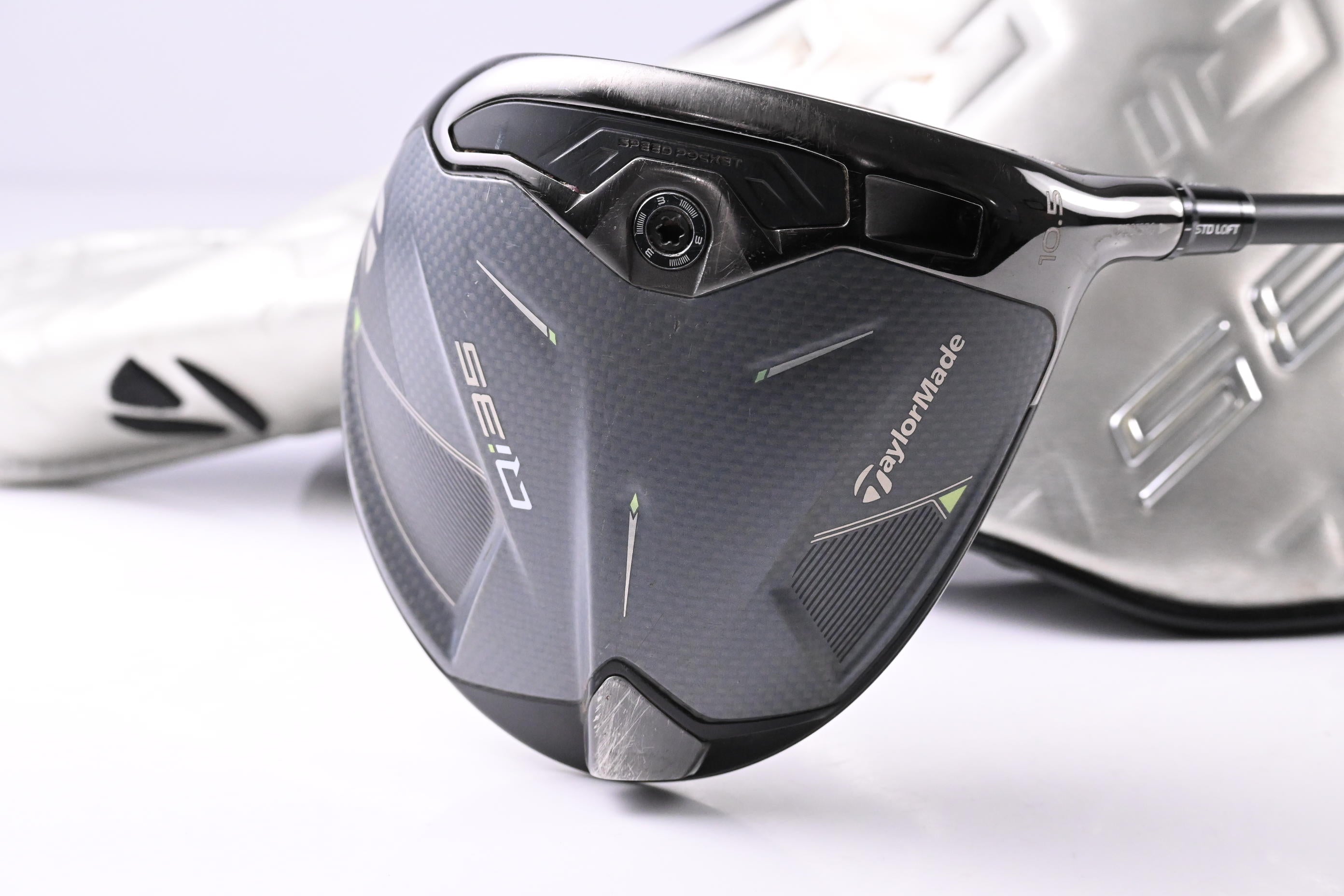 Taylormade Qi35 Driver / 10.5 Degree / Stiff Flex Fujikura Ventus Blue 5 Shaft