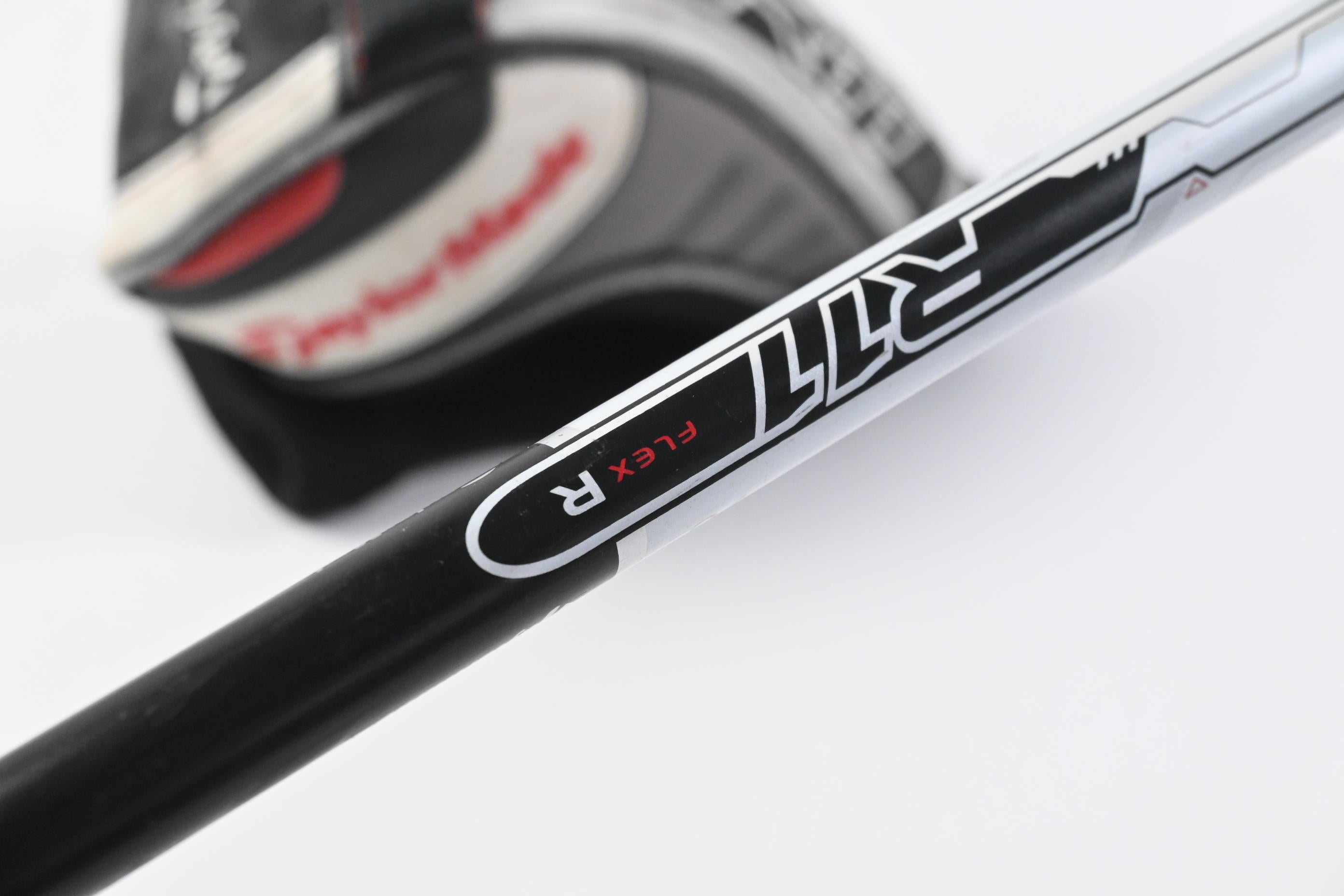 Taylormade R11 #3 Wood / 15.5 Degree / Regular Flex Fujikura Blur 70 Shaft
