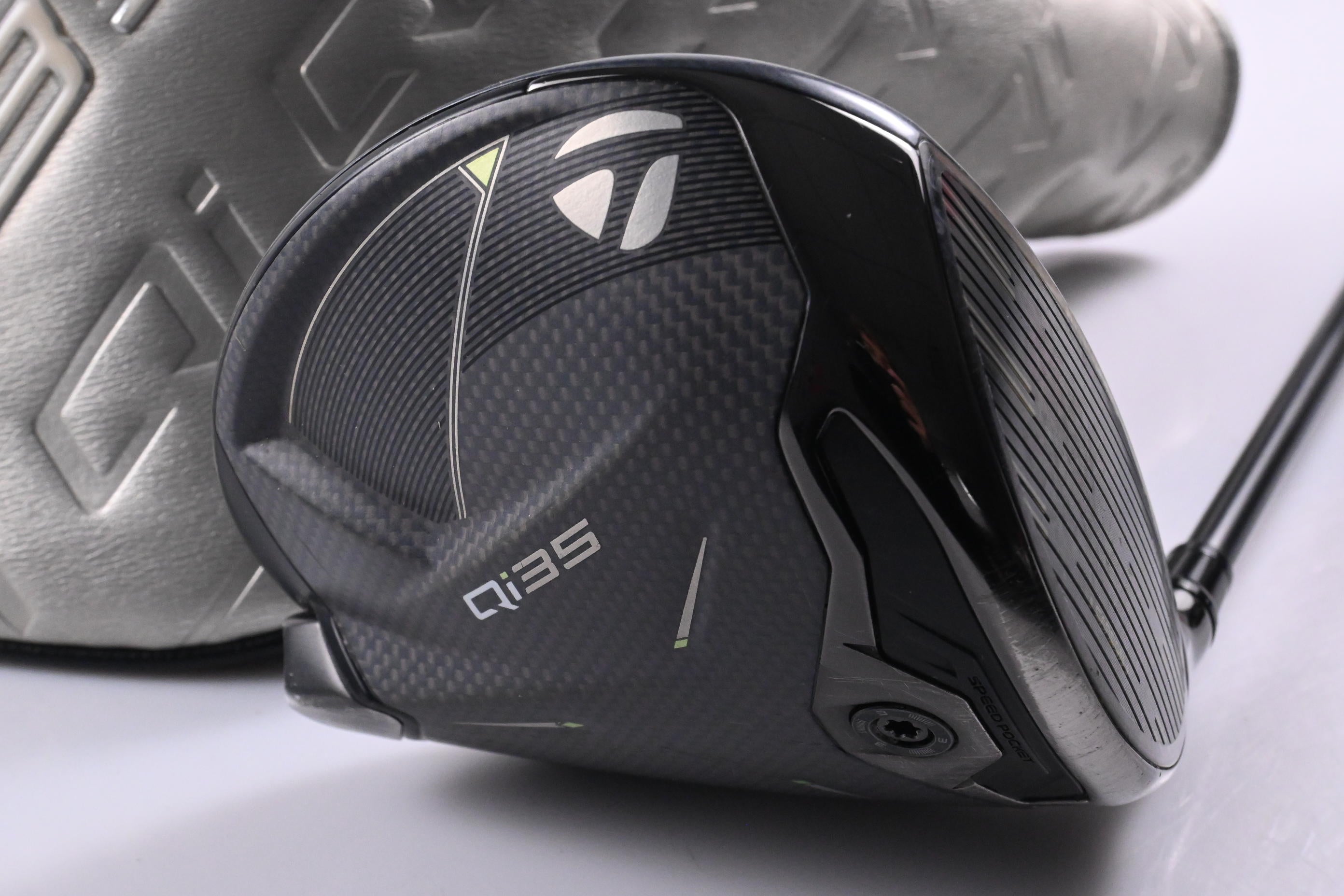 Taylormade Qi35 Driver / 9.0 Degree / Stiff Flex Fujikura Ventus Blue 5