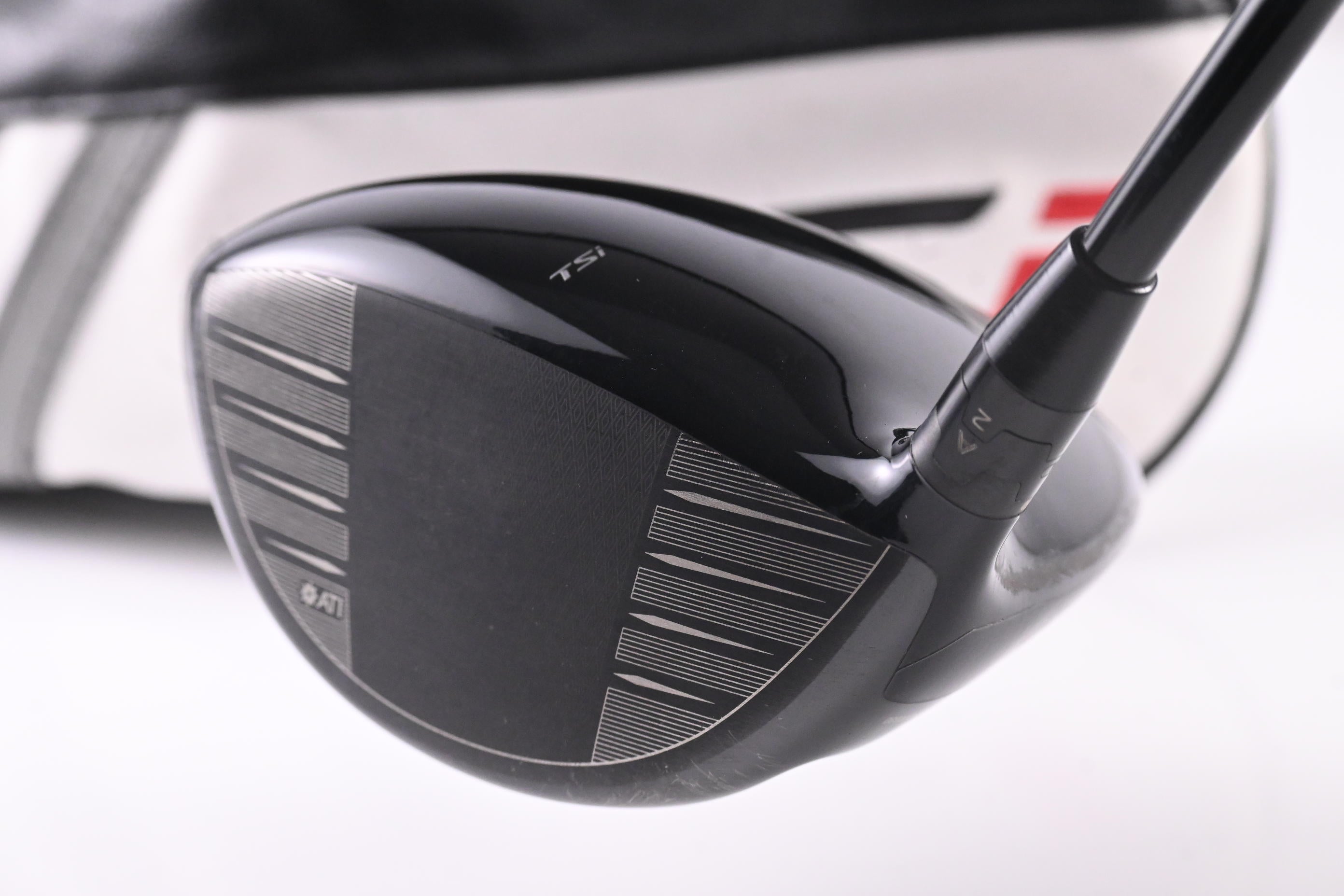 Titleist TSi2 Driver / 9 Degree / Stiff Flex Mitsubishi Tensei AV Blue 55 Shaft