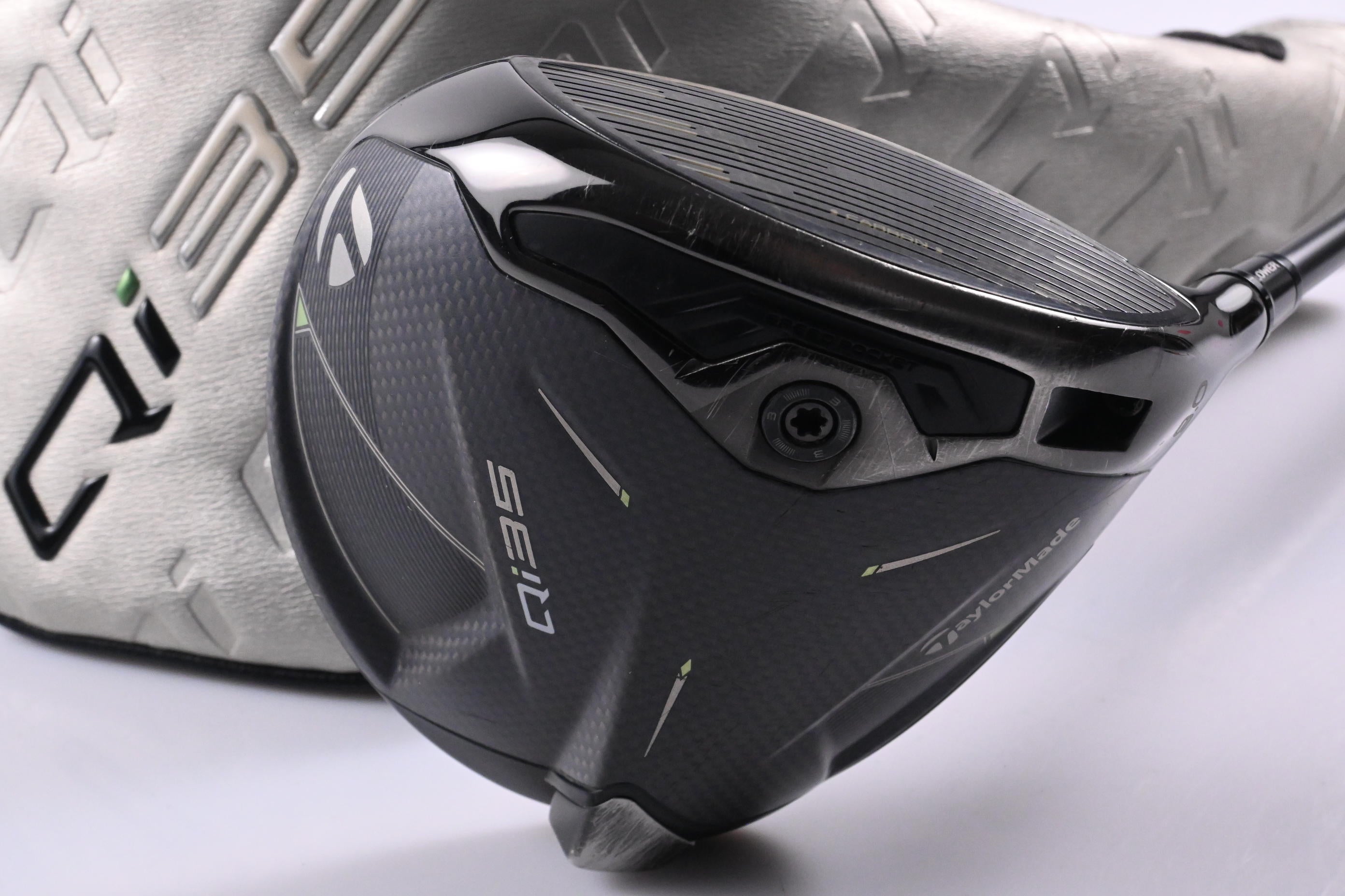 Taylormade Qi35 Driver / 9.0 Degree / Stiff Flex Fujikura Ventus Blue 5