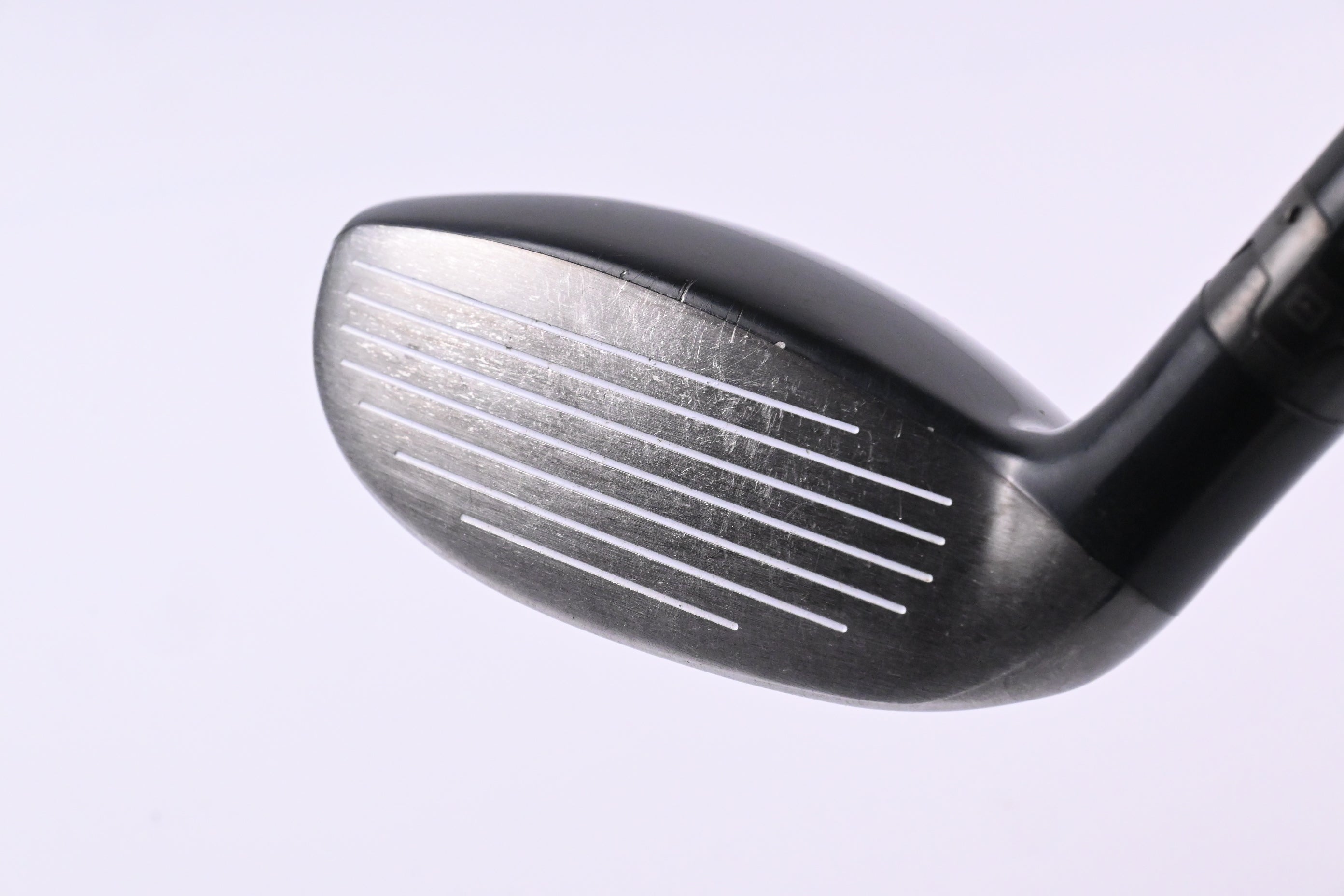 Titleist 910H #3 Hybrid / 19 Degree / Regular Flex Diamana Kai'li 80 Shaft