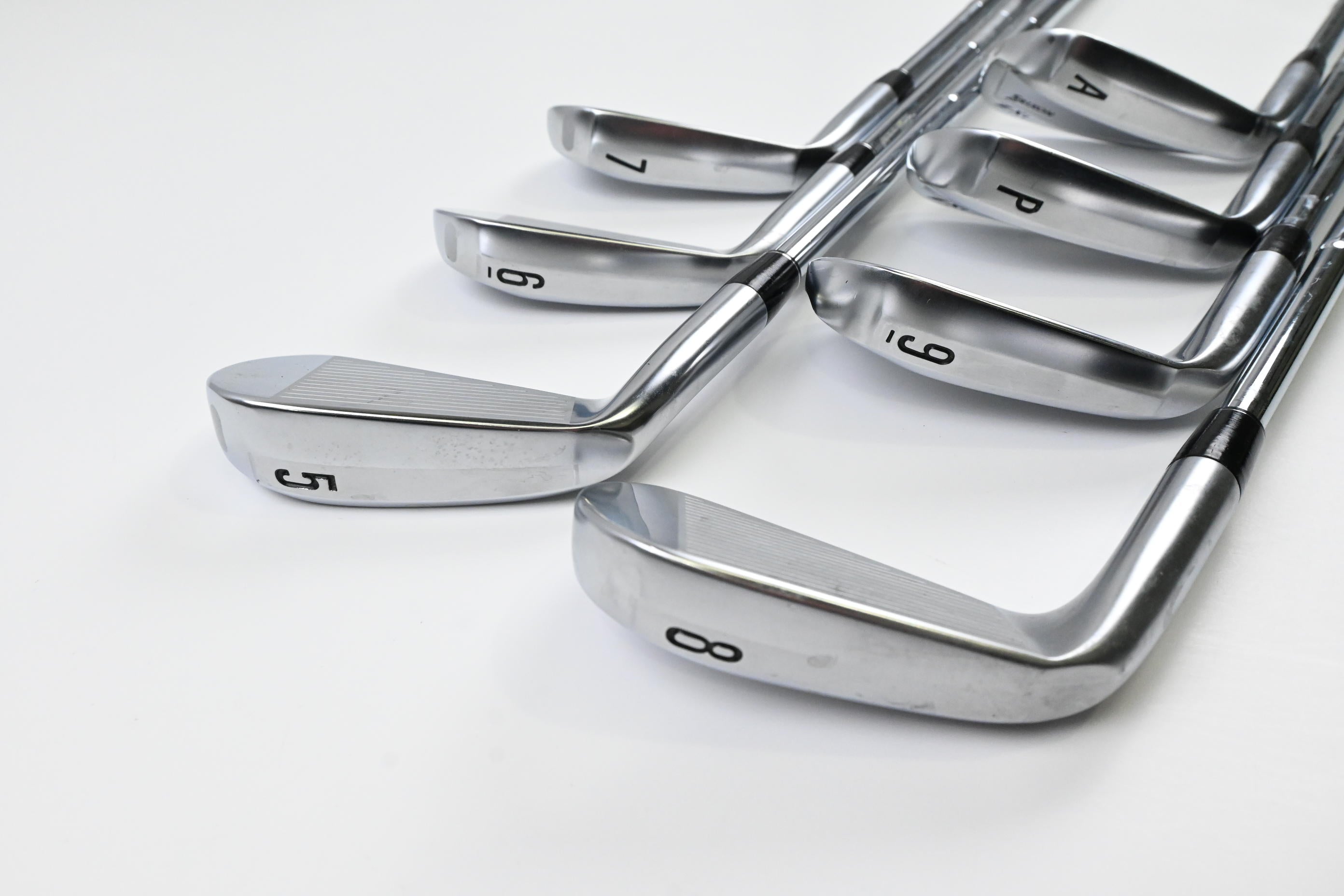 Srixon ZXi7 Irons / 5-PW+AW / X-Flex Dynamic Gold Mid 115 X100 Shafts