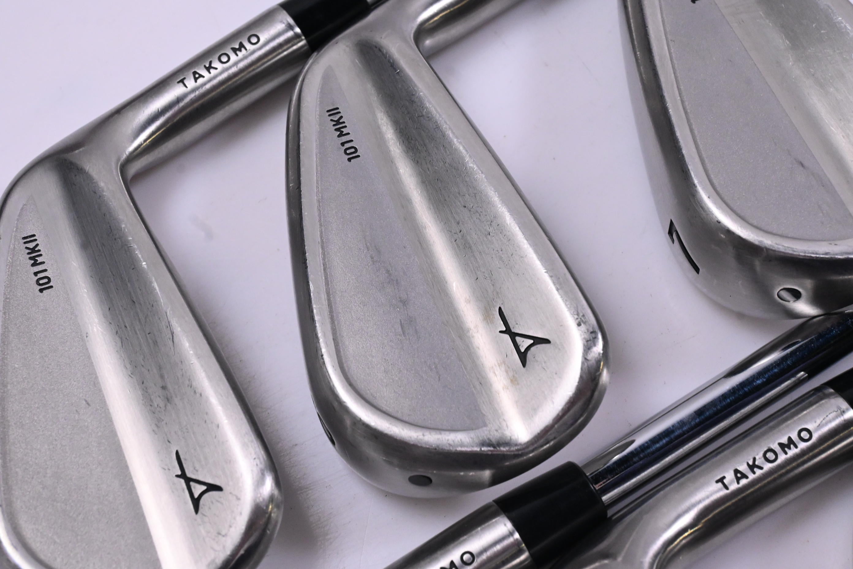 Takomo 101 MK II Irons / 5-PW+GW / Regular Flex KBS Tour Lite Shafts