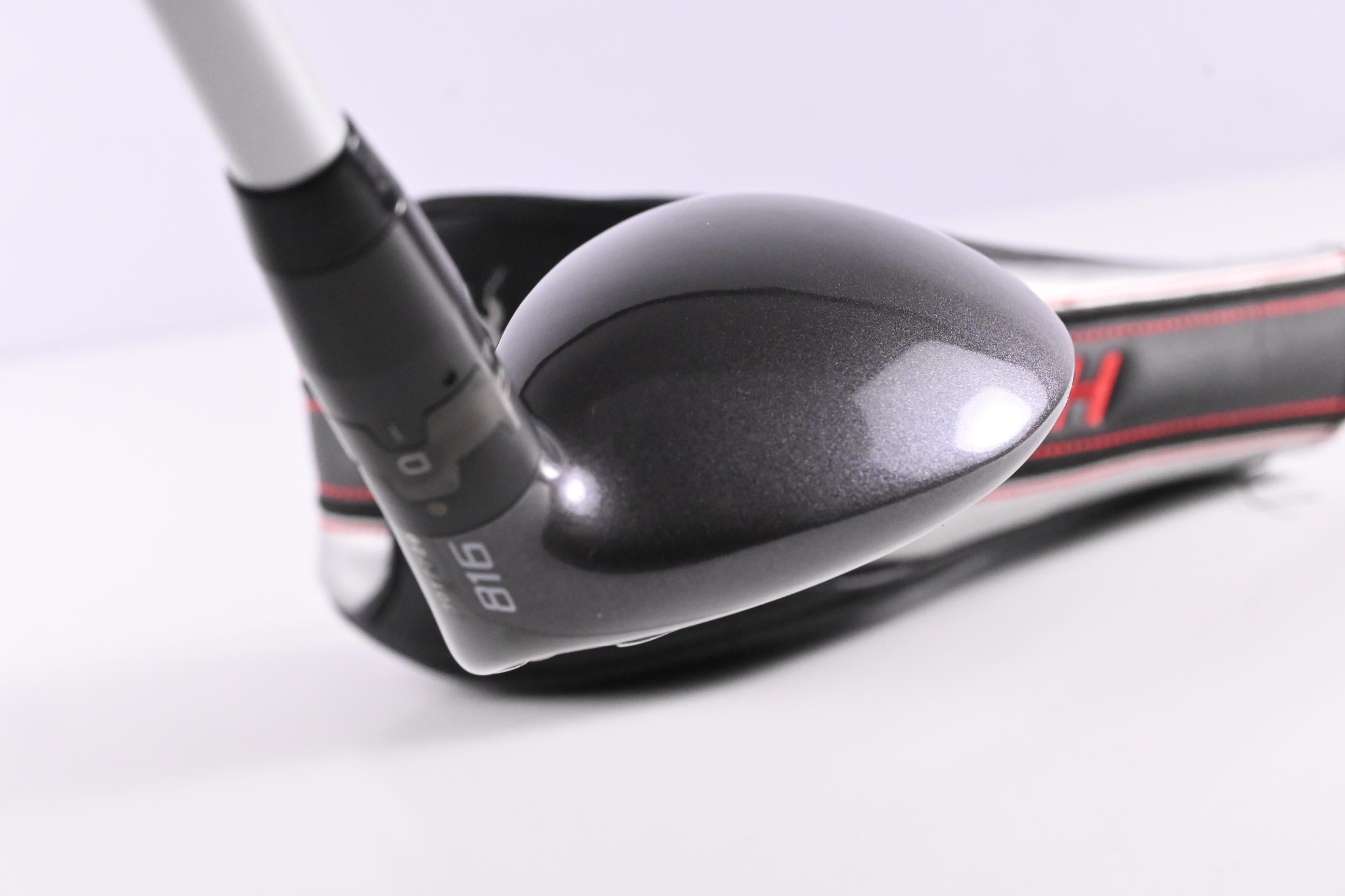 Titleist 816 H1 #3 Hybrid / 19 Degree / Stiff Flex Rogue Black 95 MSI 85 Shaft