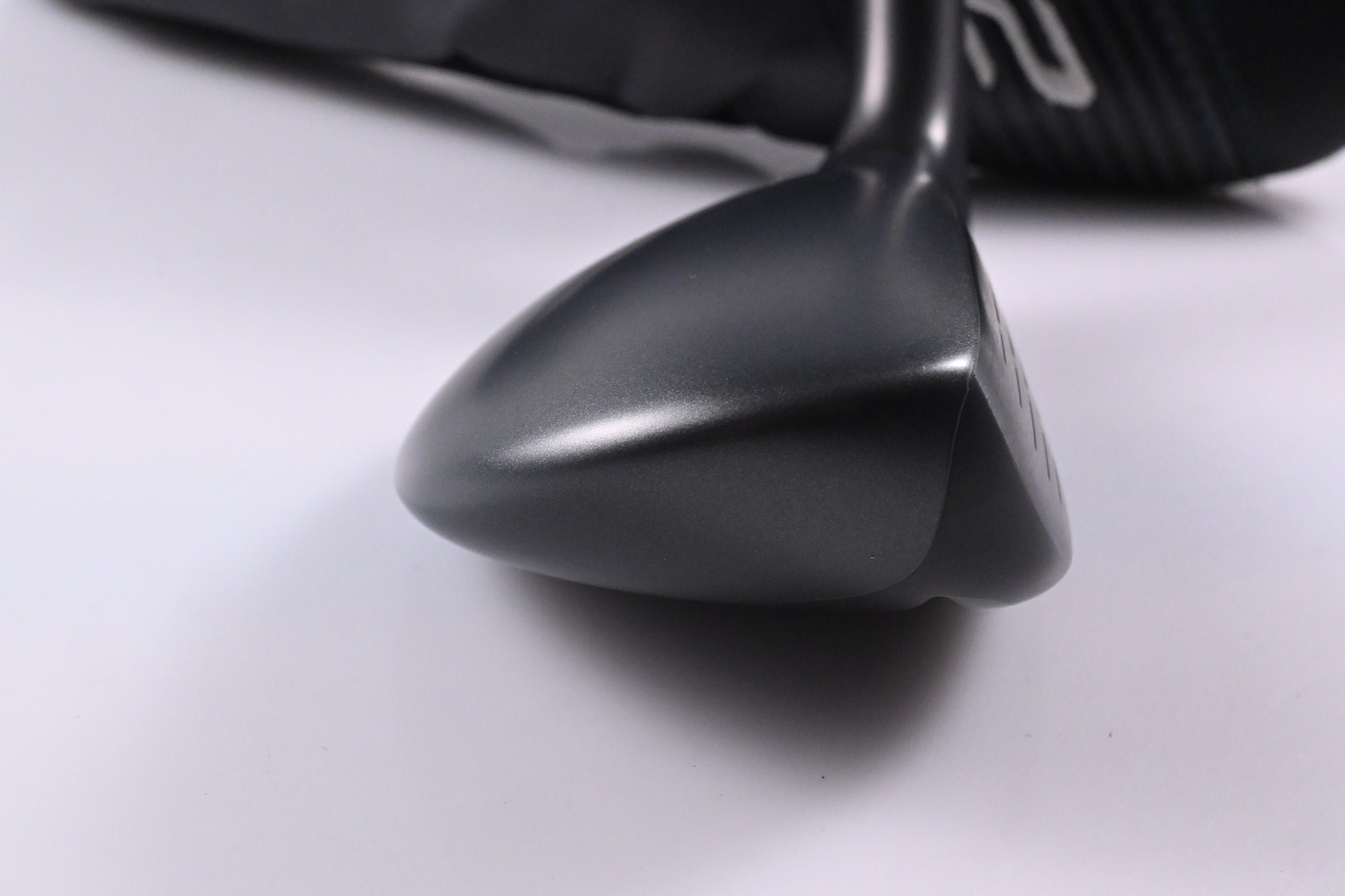 Mizuno JPX 925 Fli-Hi #5 Hybrid / 22 Degree / Regular Flex UST Recoil DART 90