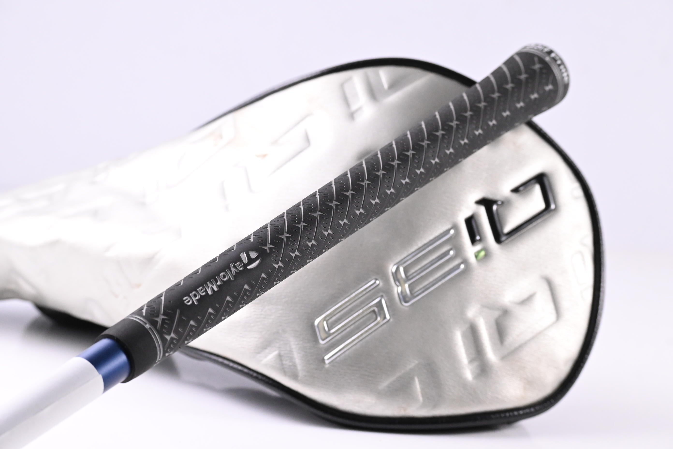 Taylormade Qi35 Driver / 10.5 Degree / Stiff Flex Fujikura Ventus Blue 5 Shaft