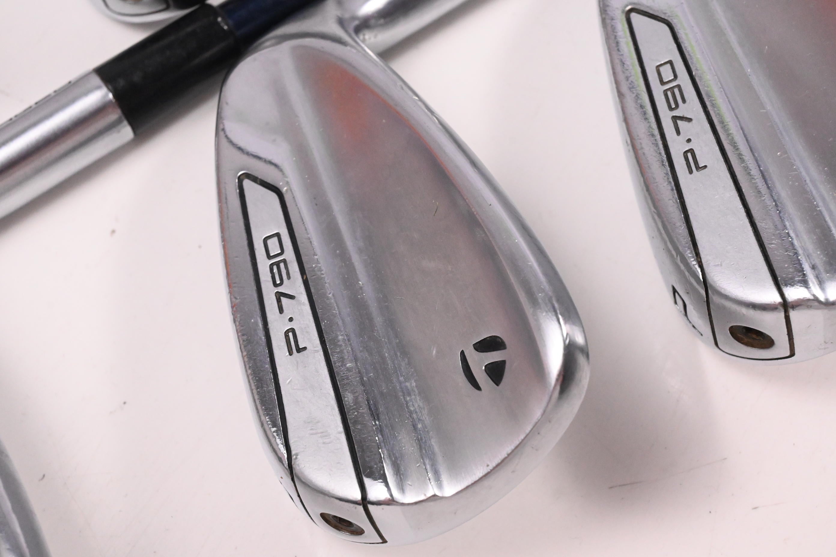 Taylormade P790 2019 Irons / 6-PW / Regular Flex Fujikura Ventus Blue 6 Shafts