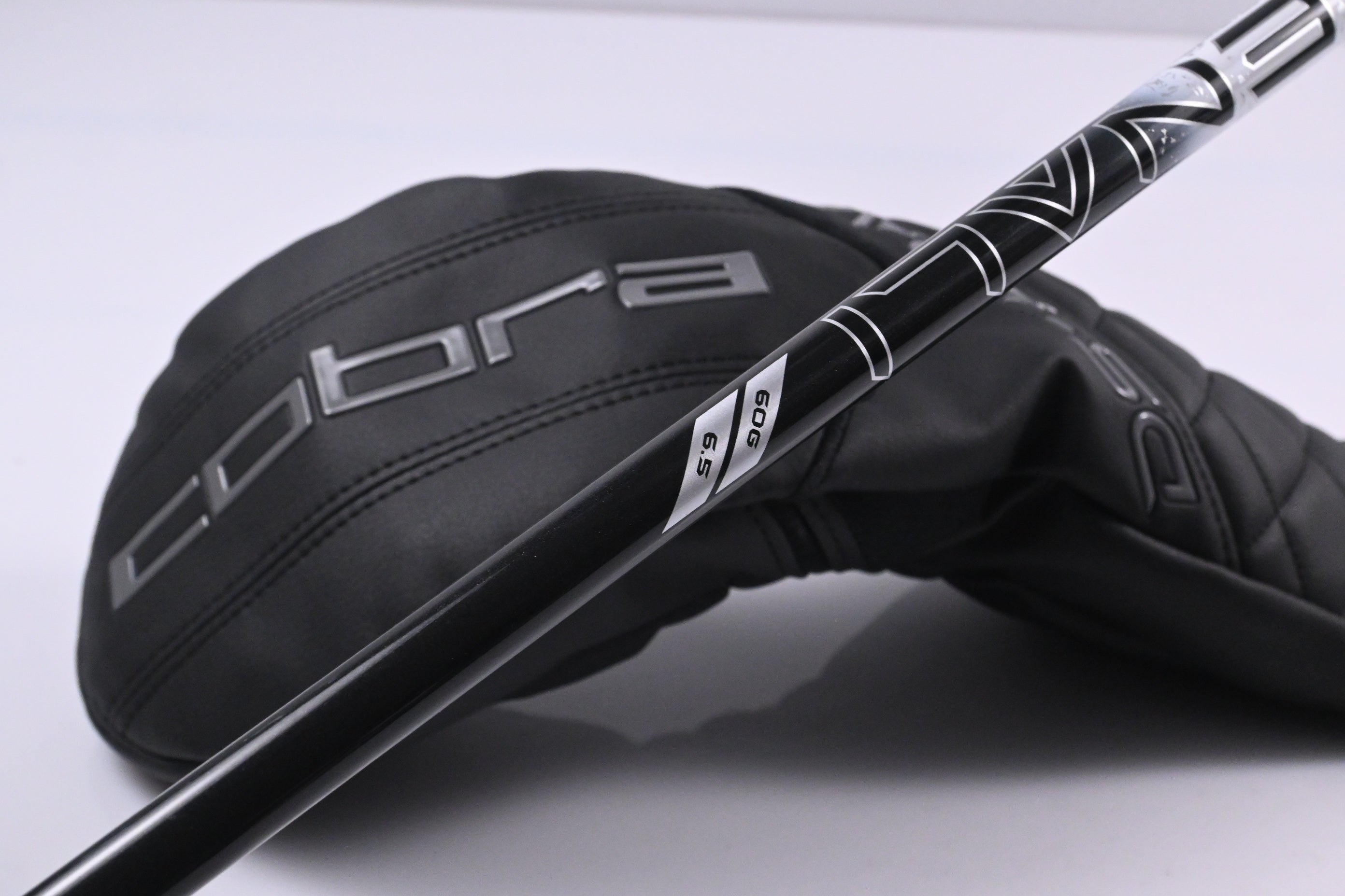 Cobra DS-Adapt LS Driver / 10.5 Degree / X-Flex Denali Black 60 Shaft