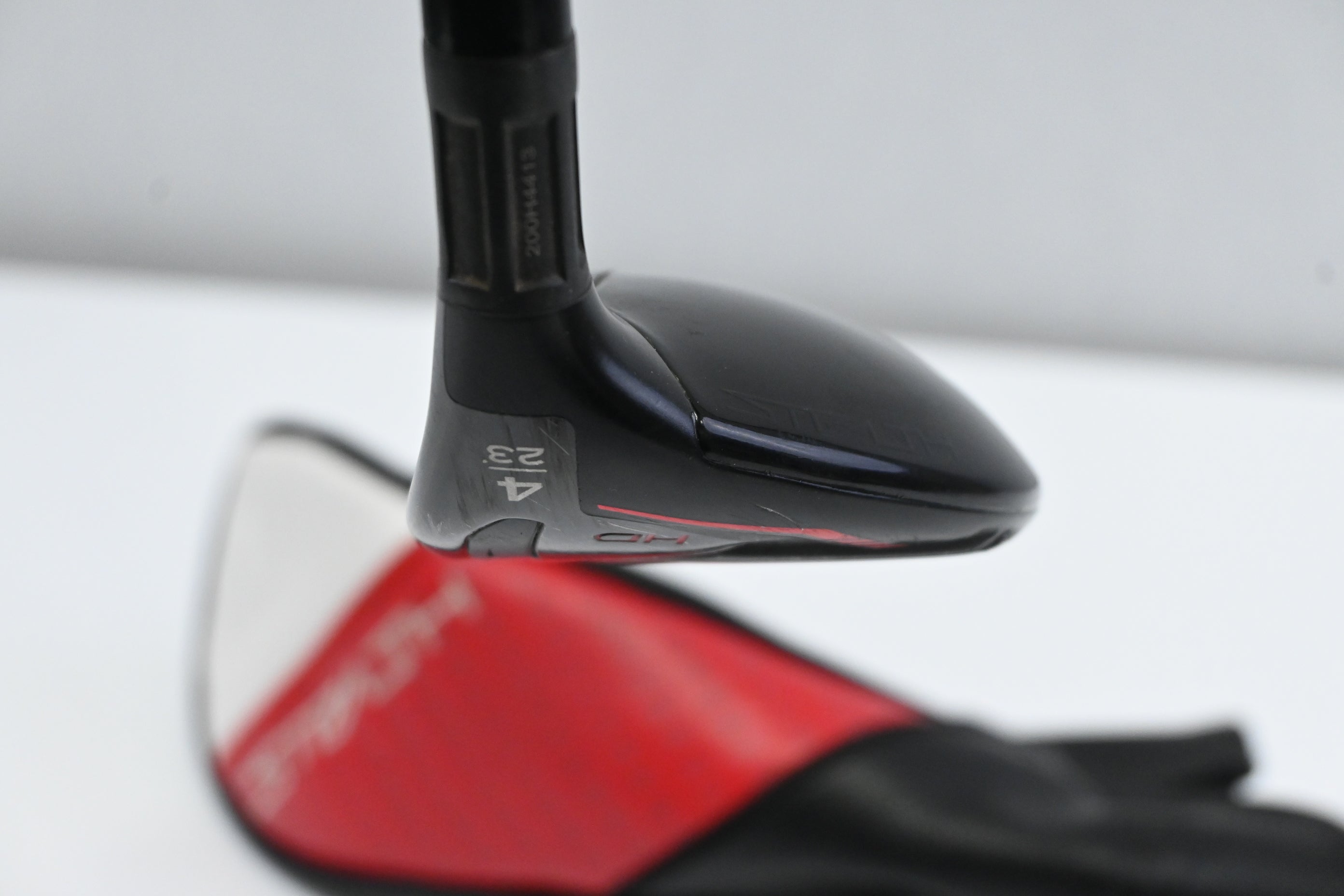 Taylormade Stealth 2 HD #4 Hybrid / 23 Degree / Regular Flex Speeder NX 50