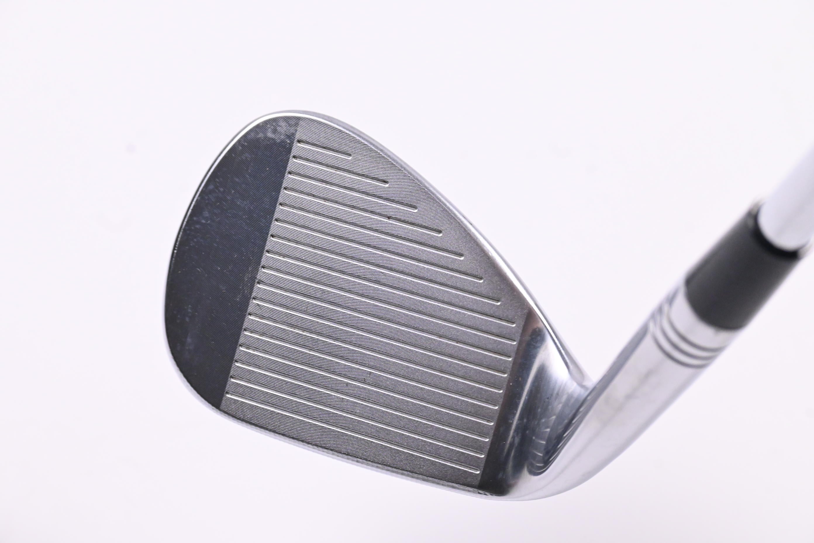 Taylormade Milled Grind Gap Wedge / 52 Degree / Wedge Flex Dynamic Gold Shaft