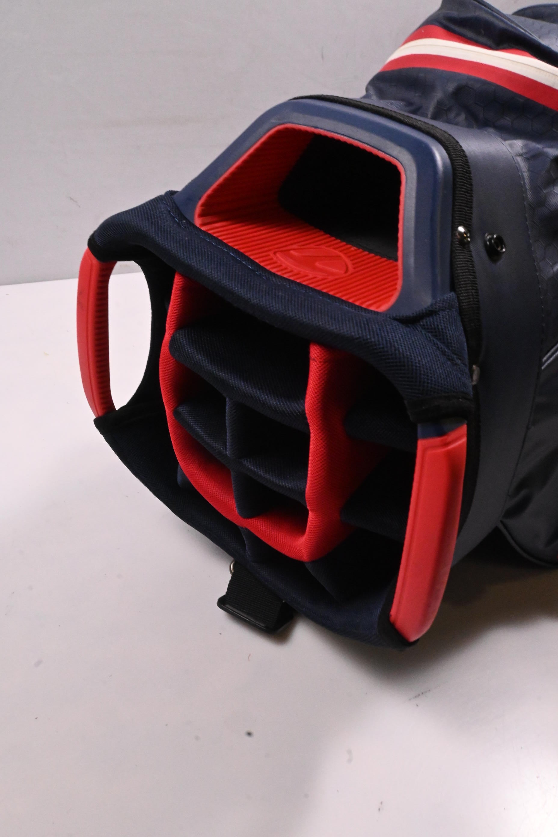 Taylormade Storm Dry Cart Bag / 14-Way Divider / Navy, Red