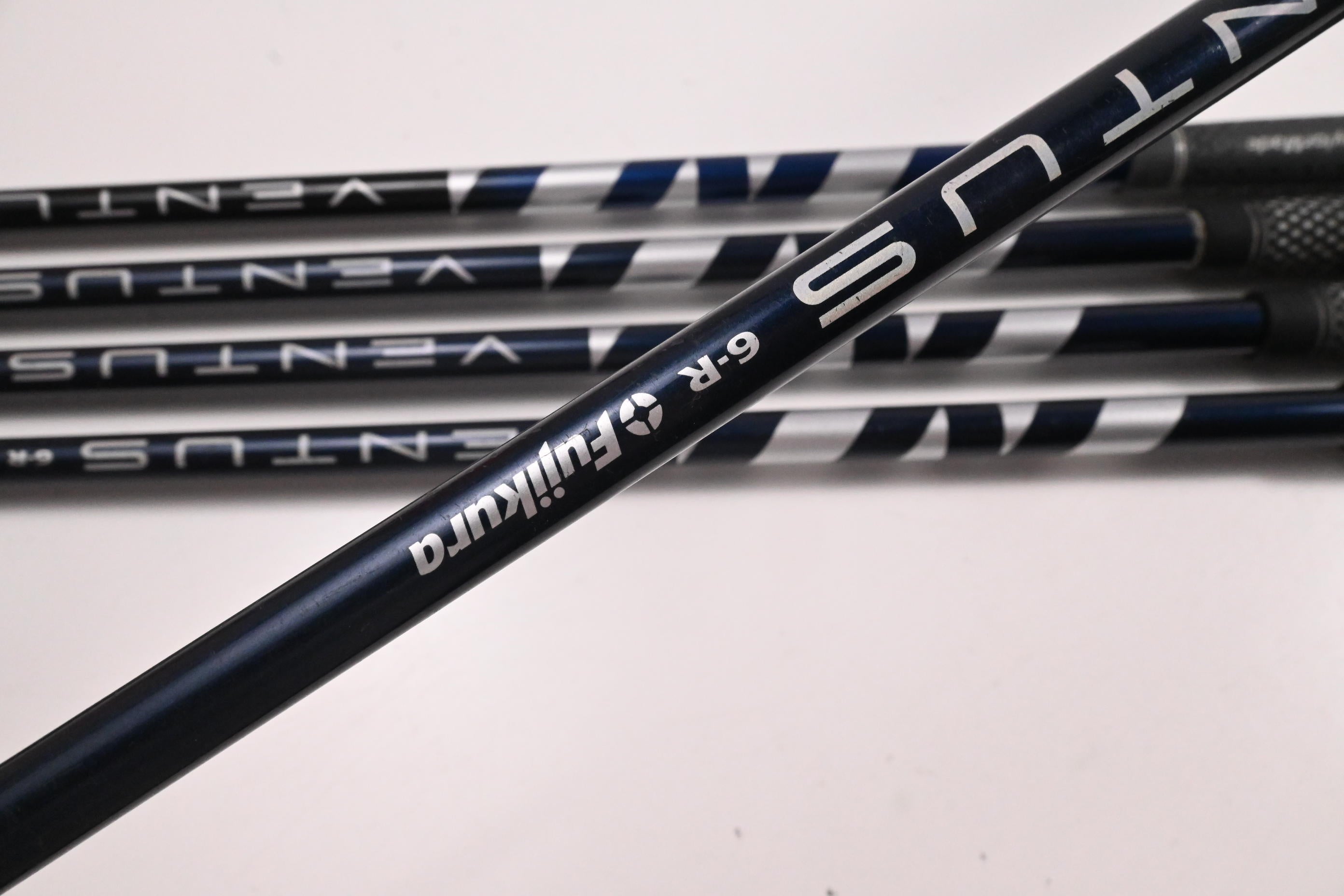 Taylormade P790 2019 Irons / 6-PW / Regular Flex Fujikura Ventus Blue 6 Shafts
