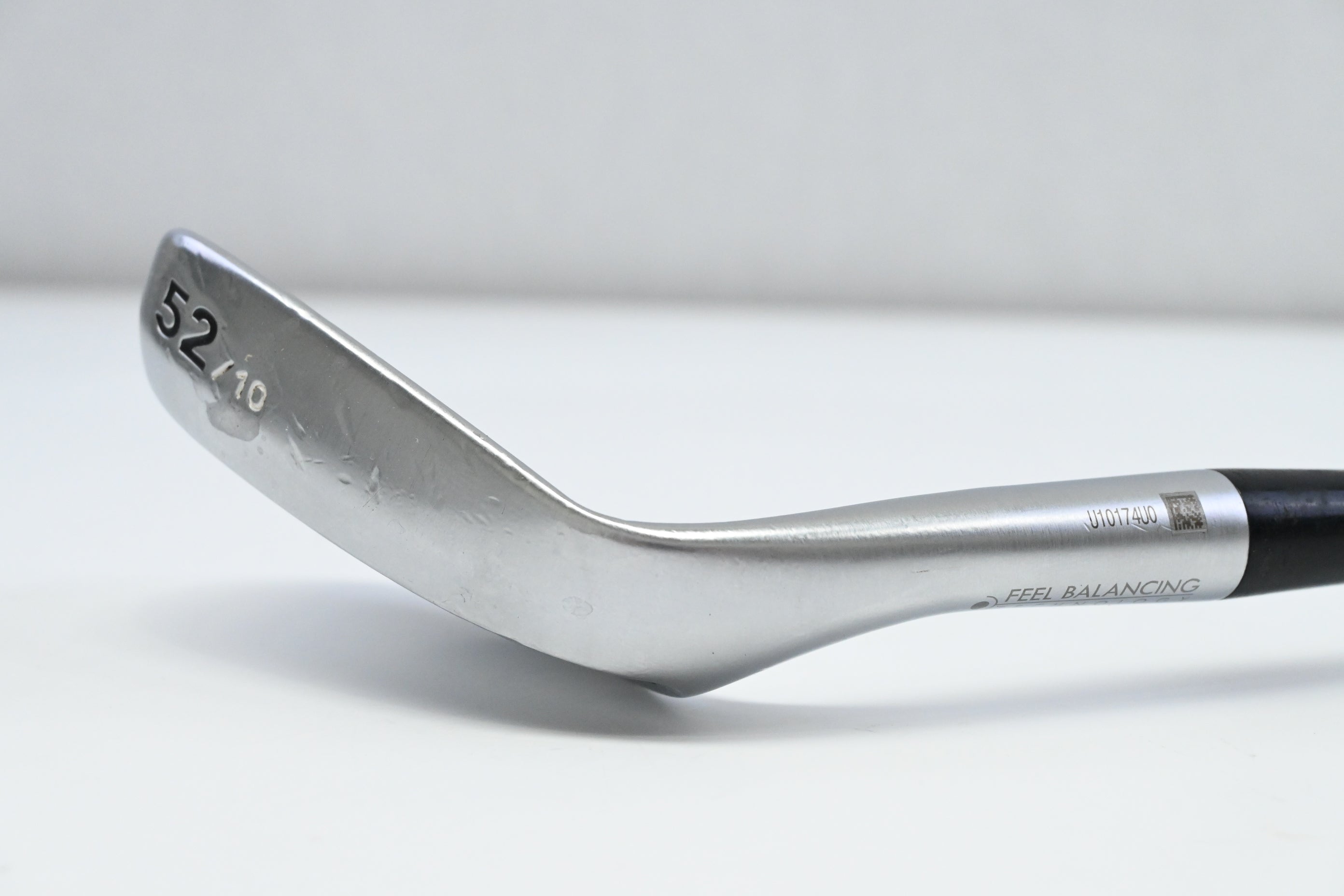 Cleveland RTX-3 Gap Wedge / 52 Degree / Wedge Flex Dynamic Gold Shaft