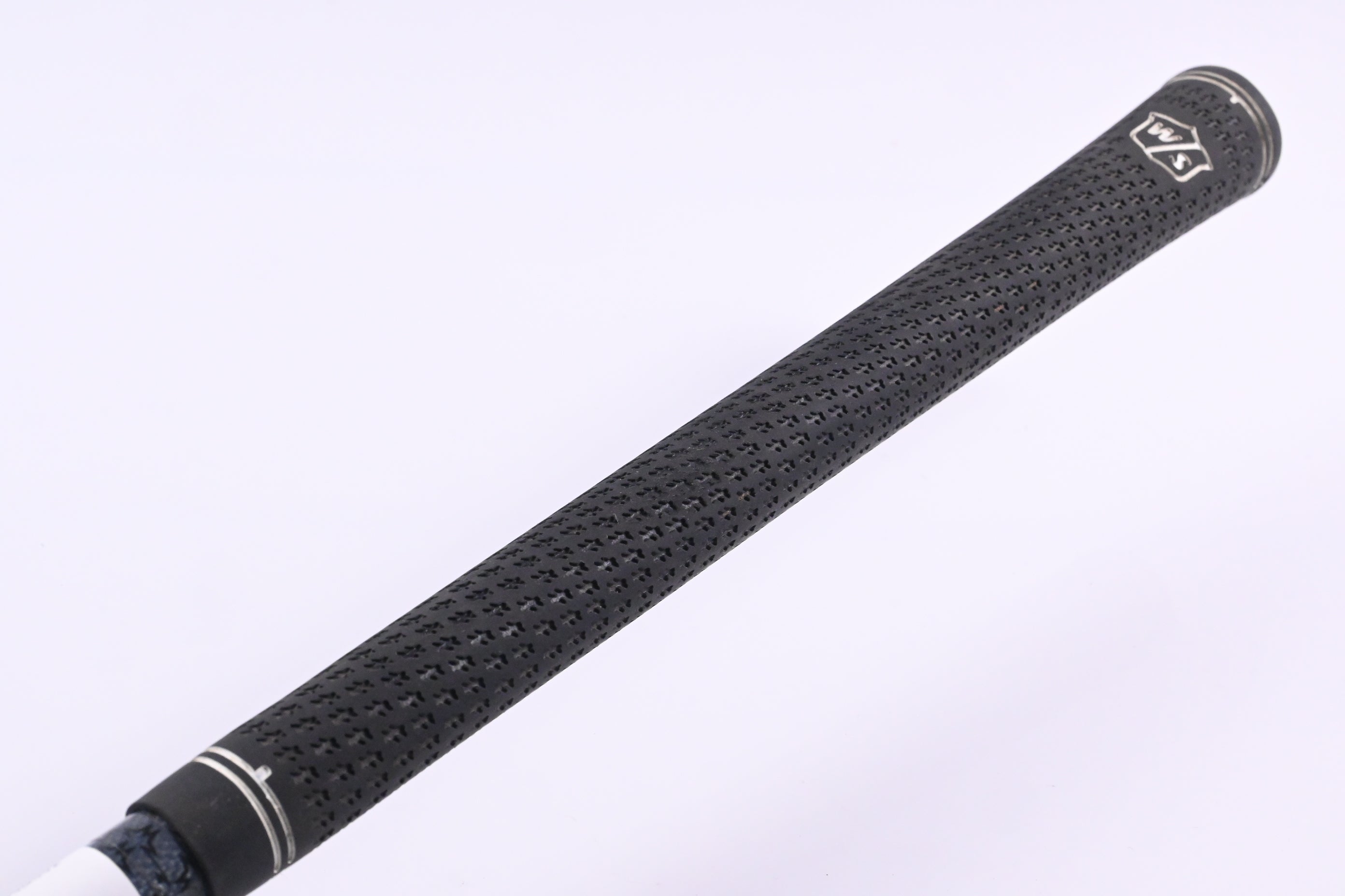 Wilson D9 #4 Hybrid / 22 Degree / Regular Flex Tensei AV White 60 Shaft