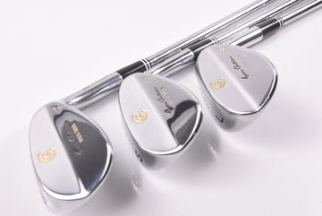Cleveland Tour Action REG.588 Limited Edition Wedge Set / Stiff Flex DG S400
