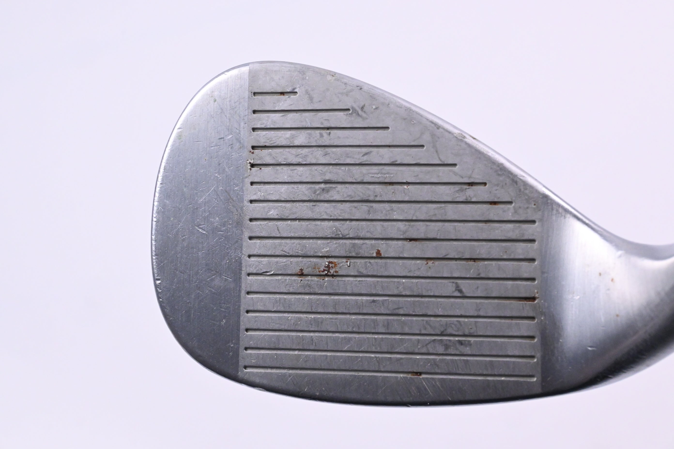 Cleveland 588 Tour Action Gap Wedge / 51 Degree / Stiff Flex Dynamic Gold Shaft