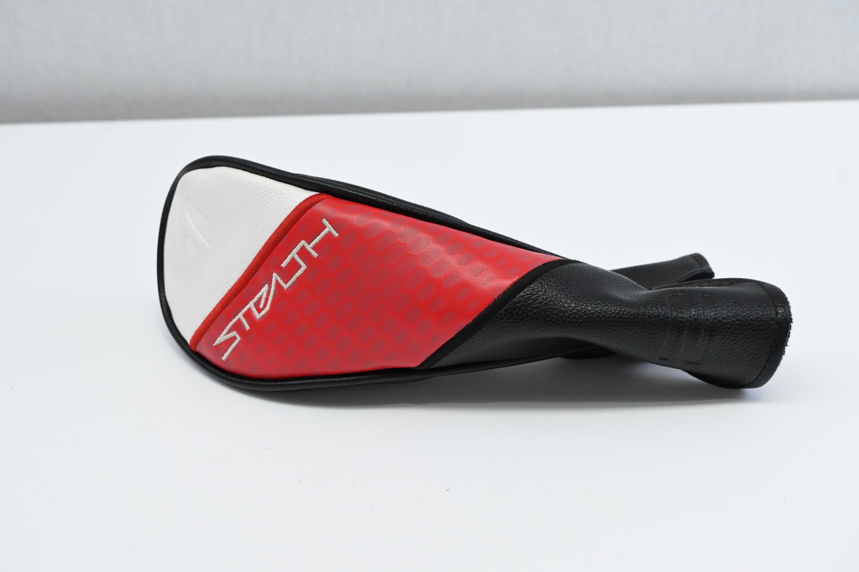 Taylormade Stealth 2 HD #4 Hybrid / 23 Degree / Regular Flex Speeder NX 50