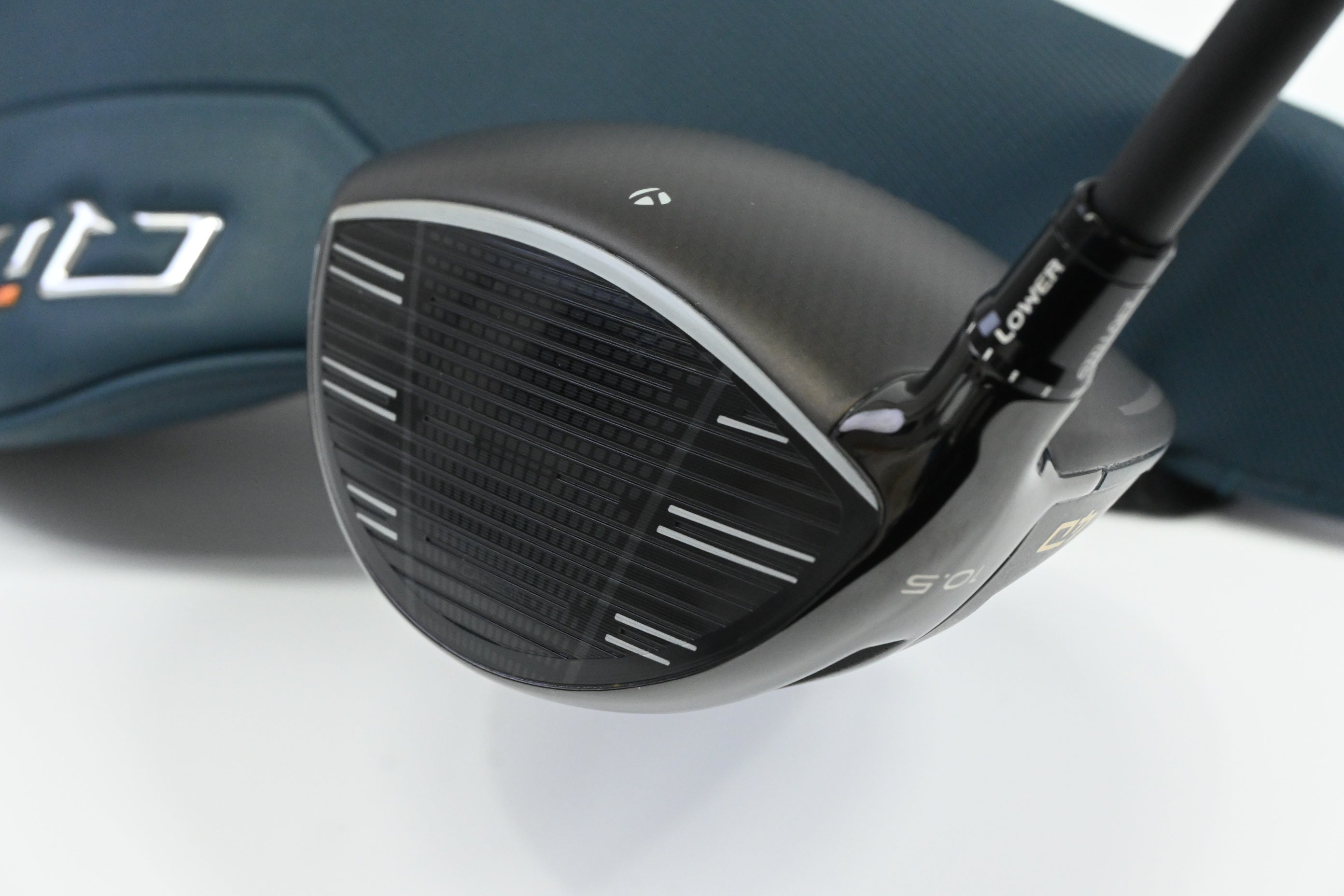 Taylormade Qi4D Driver / 10.5 Degree / Regular Flex Reax Blue 50 Shaft