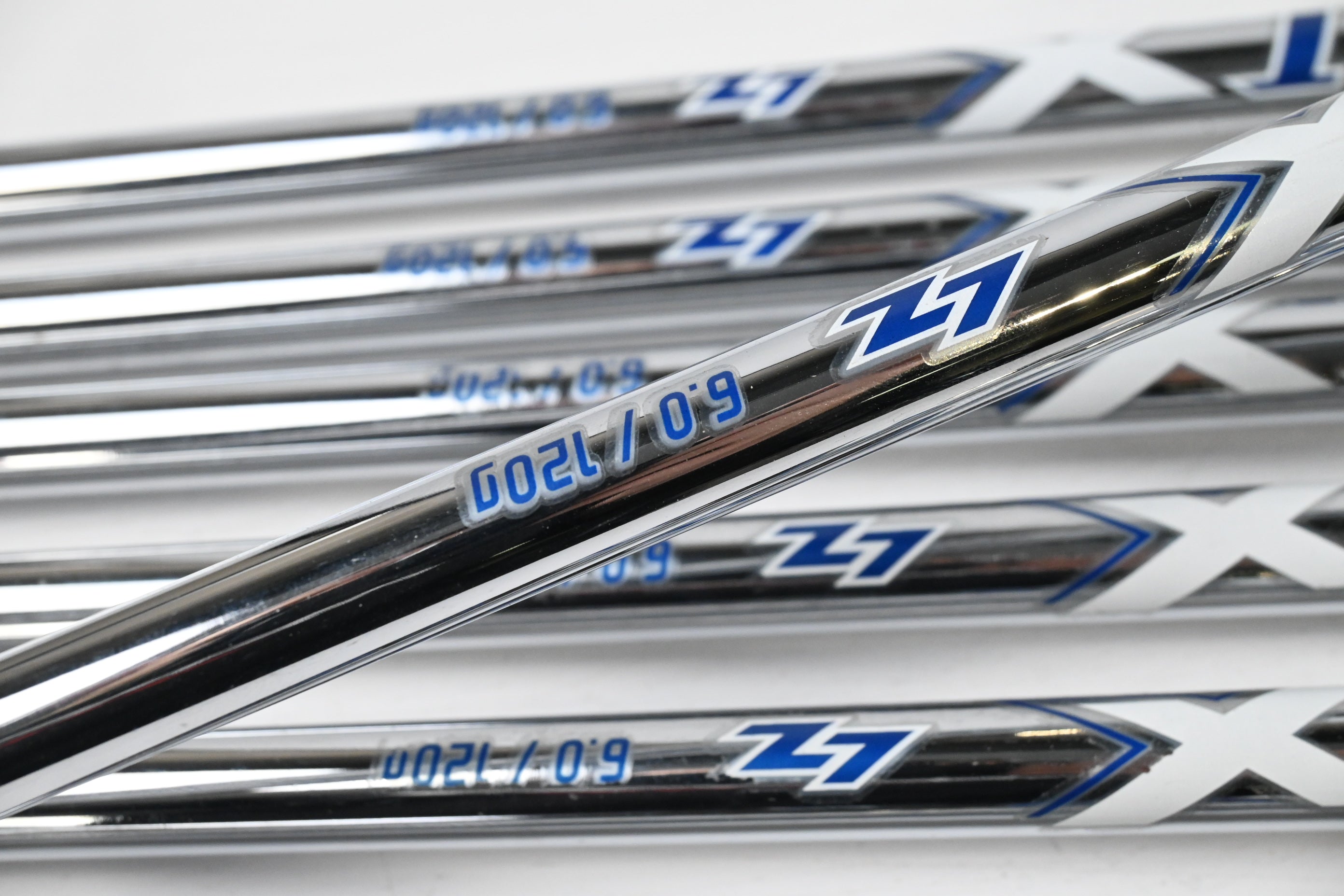 Titleist T100 S 2019 Irons / 4-PW / Stiff Flex Project X LZ 120 Shafts