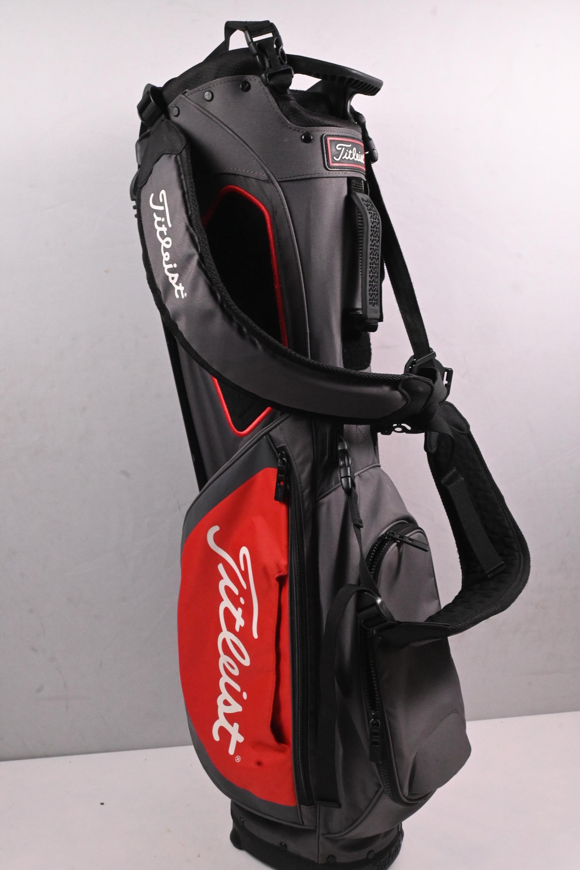 Titleist Players 4 Stand Bag / 4-Way Divider / Grey, Red