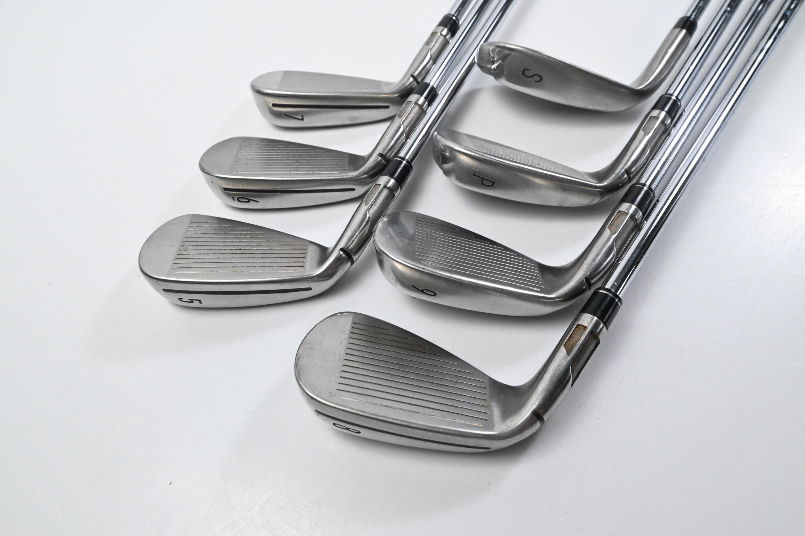 Taylormade SIM2 Max Irons / 5-PW+SW / Stiff Flex KBS MAX MT 85 Shafts