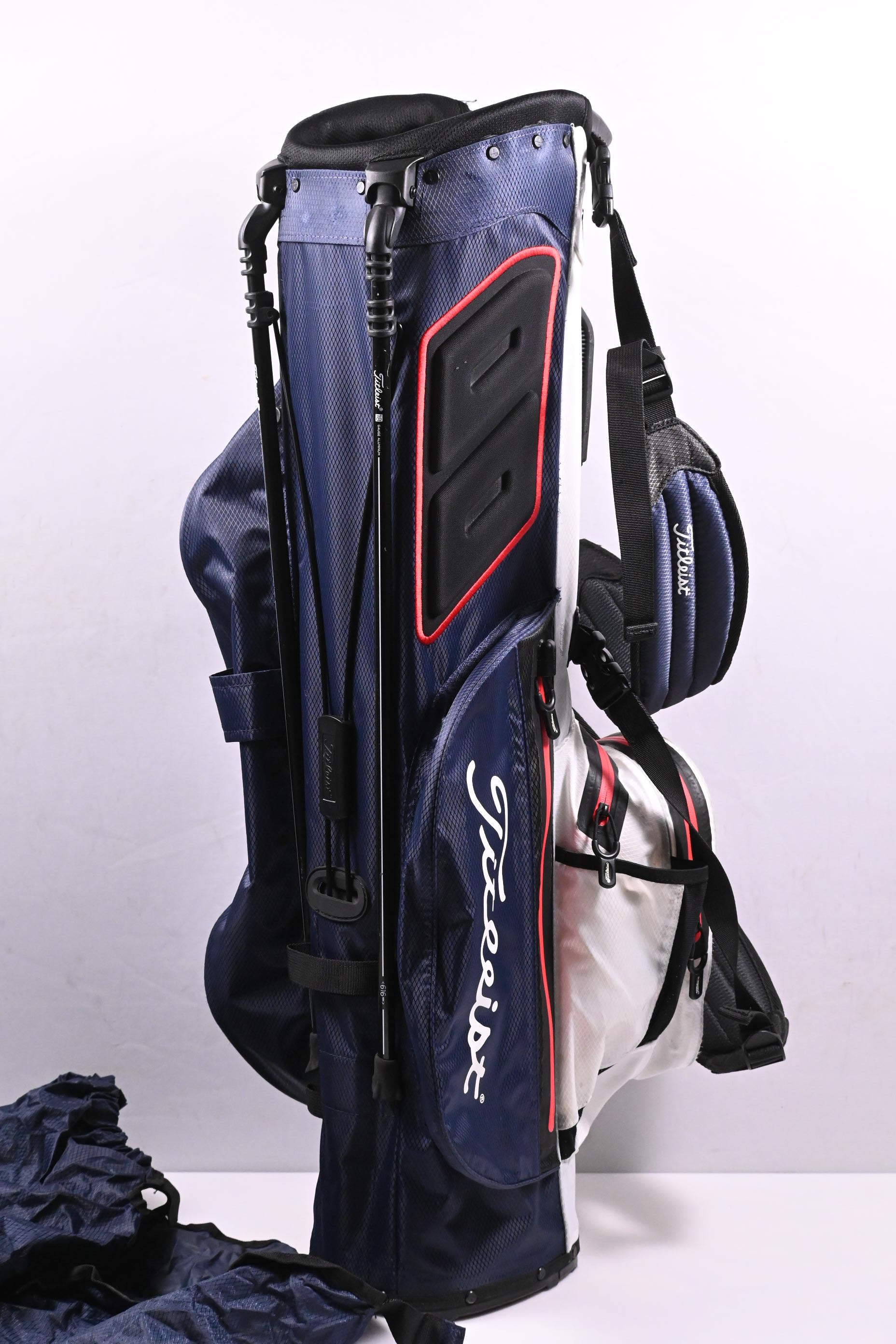 Titleist Players 4 StaDry Stand Bag / 4-Way Divider / Navy, White, Red
