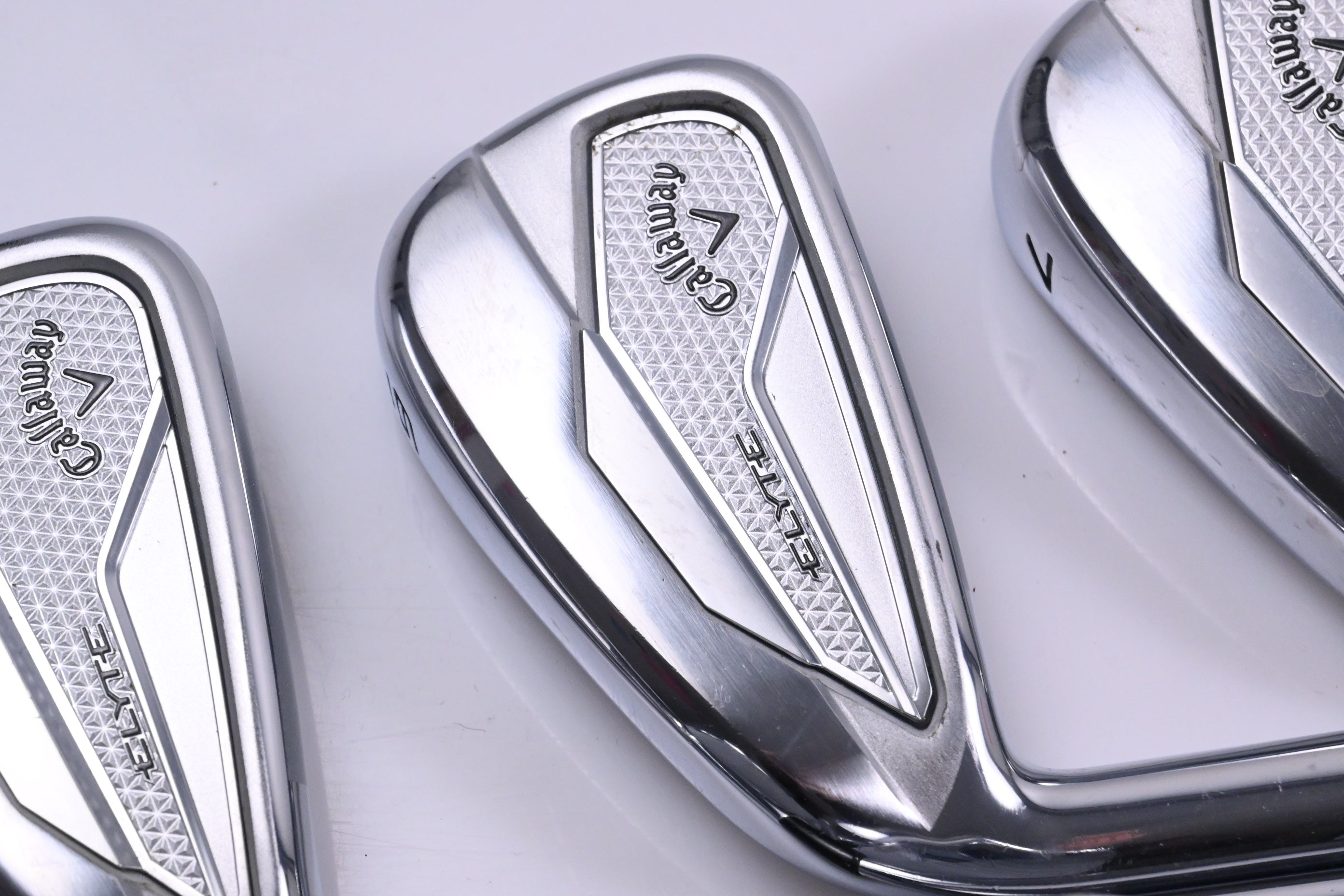 Left Hand Callaway Elyte Irons / 5-PW / Regular Flex Vector 80 Shafts