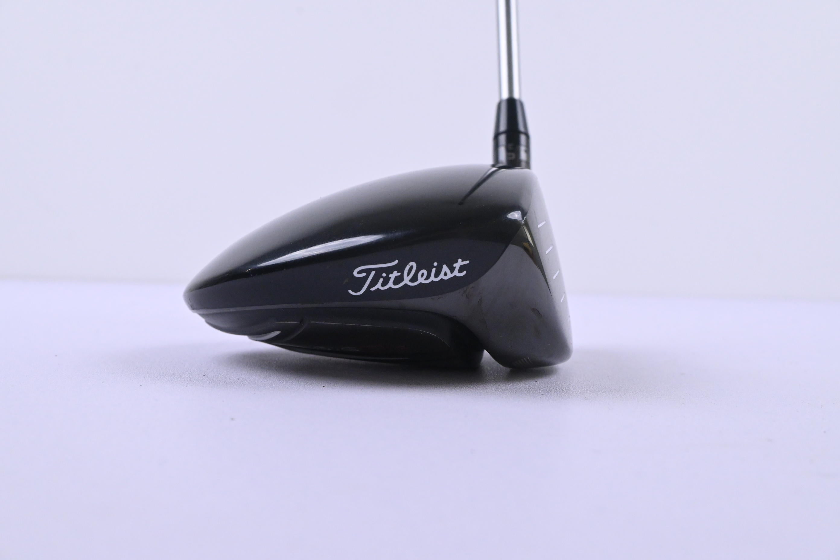 Titleist 915 D2 Driver / 9.5 Degree / Stiff Flex Diamana S+ 60 Shaft