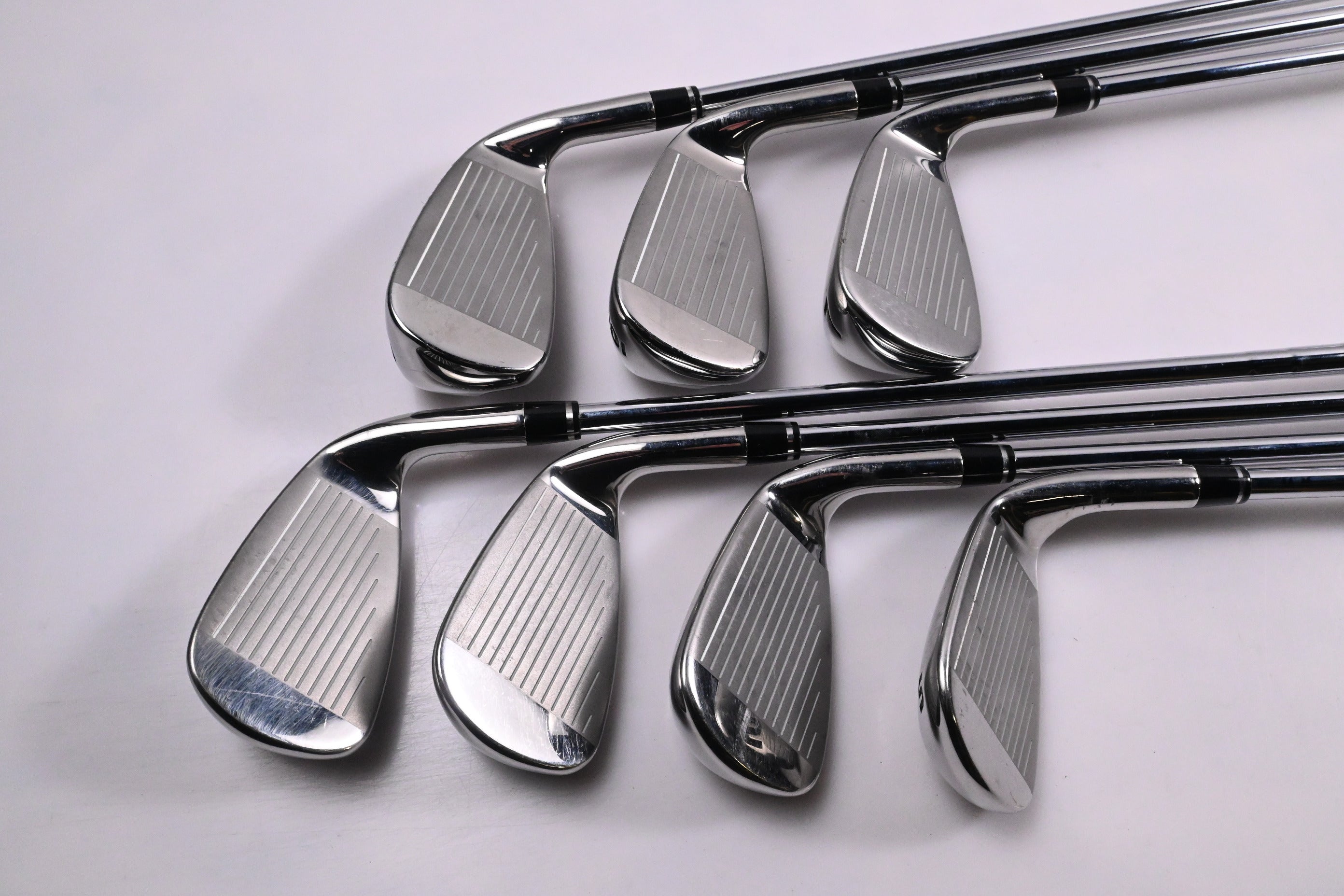 Left Hand Wilson Launch Pad 2022 Irons / 5-PW+SW / UniFlex KBS MAX UltraLite