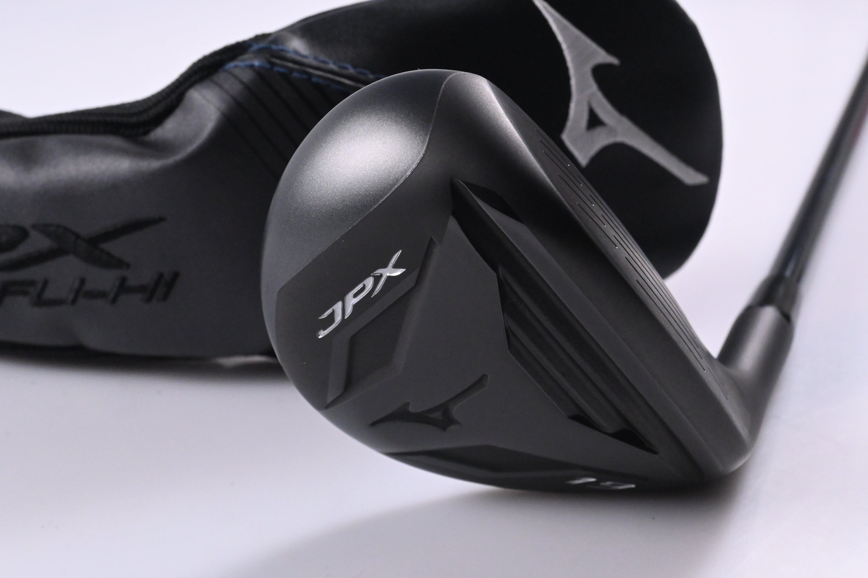 Mizuno JPX 925 Fli-Hi #4 Hybrid / 19 Degree / Senior Flex UST Recoil DART ESX 60
