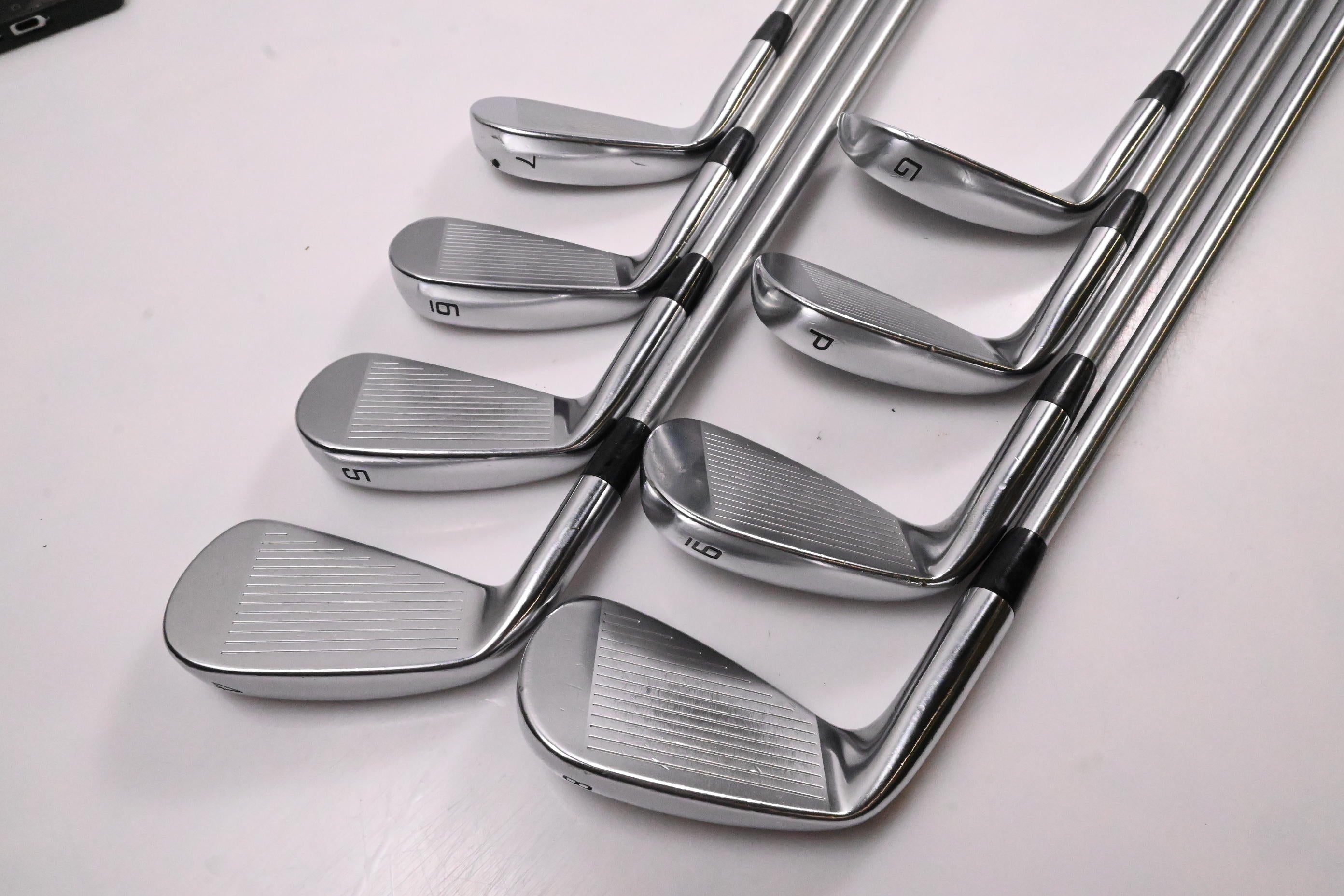 Cobra King Tour 2023 Irons / 4-PW+GW / X-Flex KBS Tour C-Taper 130 Shafts