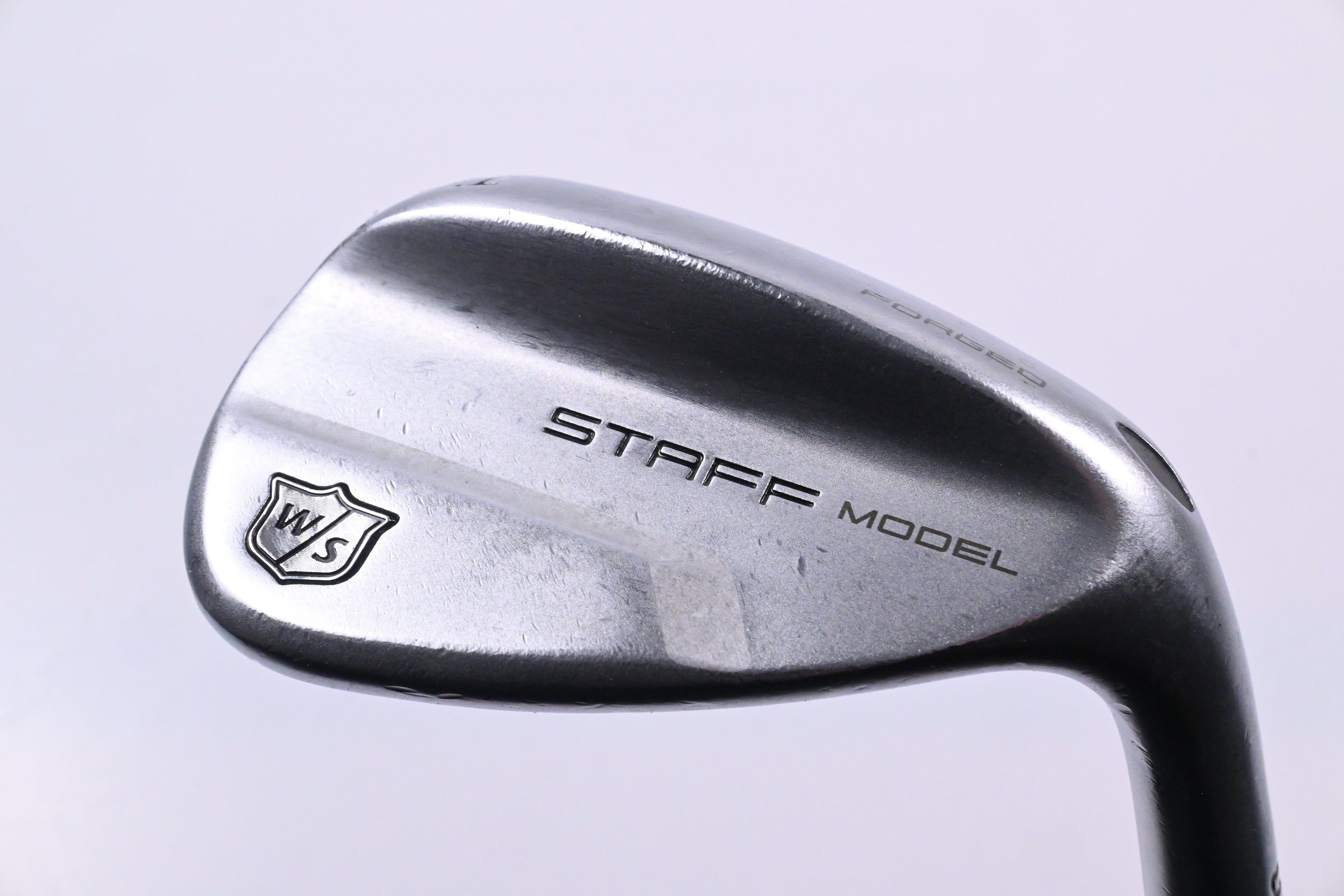 Wilson Staff Model Sand Wedge / 54 Degree / Stiff Flex Dynamic Gold 120 S300
