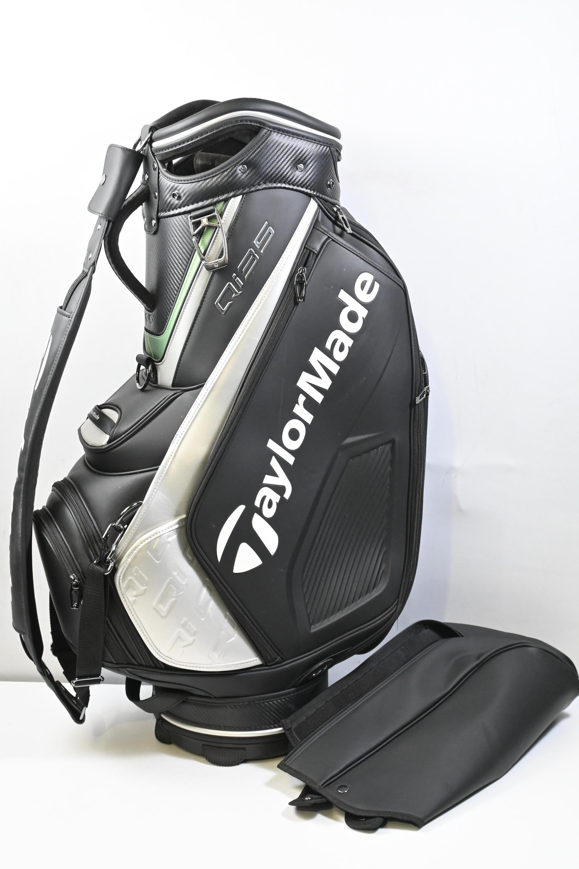 Taylormade Qi35 Tour Bag / 6-Way Divider / Black, Silver & Green