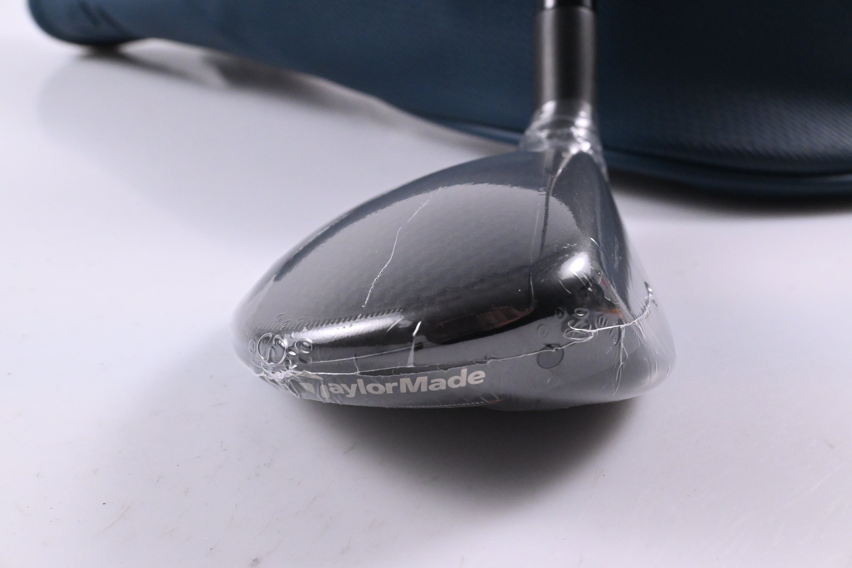 Ladies Taylormade Qi4D Max Lite #5 Hybrid / 26 Degree / Ladies Flex REAX 40