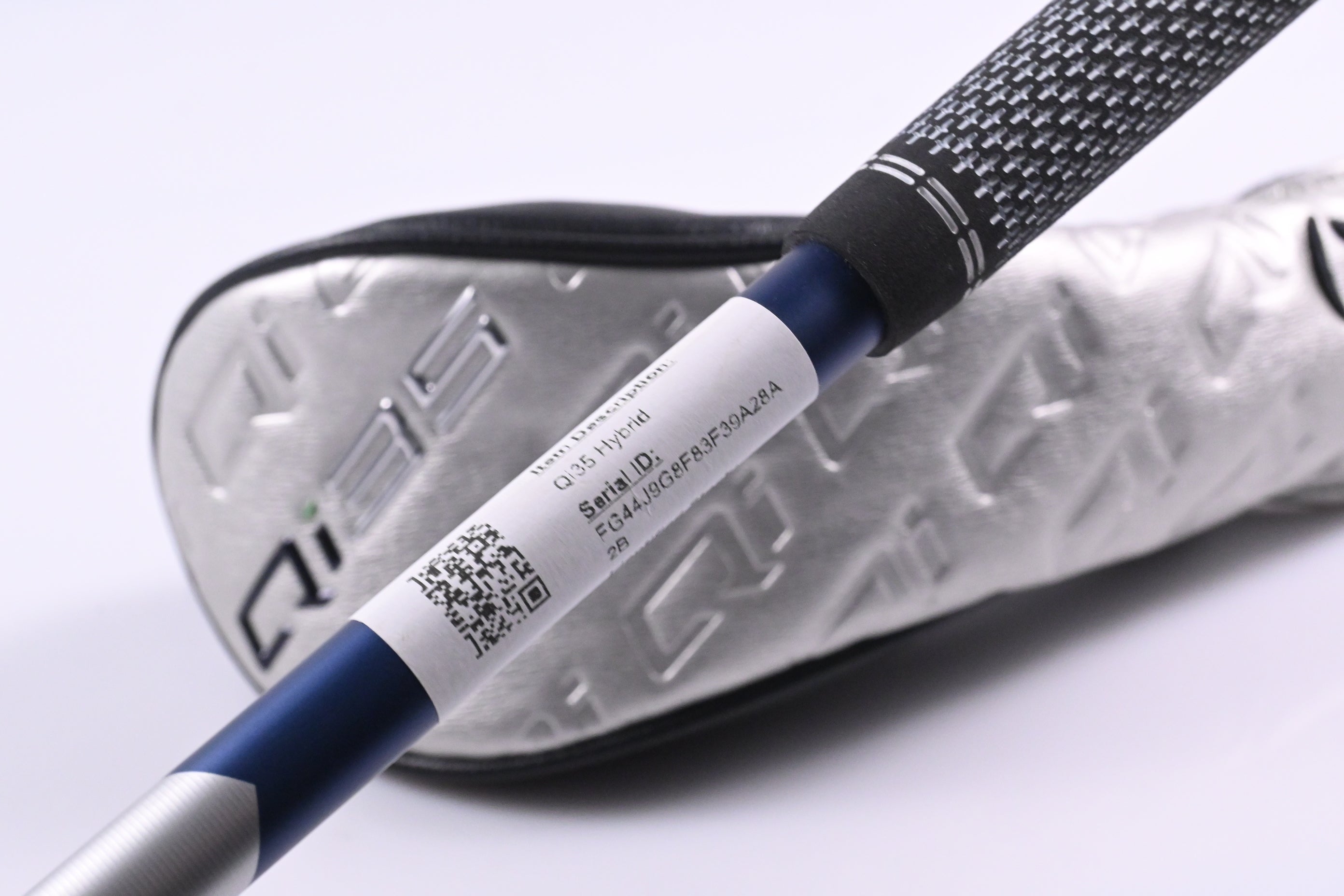 Taylormade Qi35 #4 Hybrid / 22 Degree / Regular Flex Fujikura Ventus Blue 6