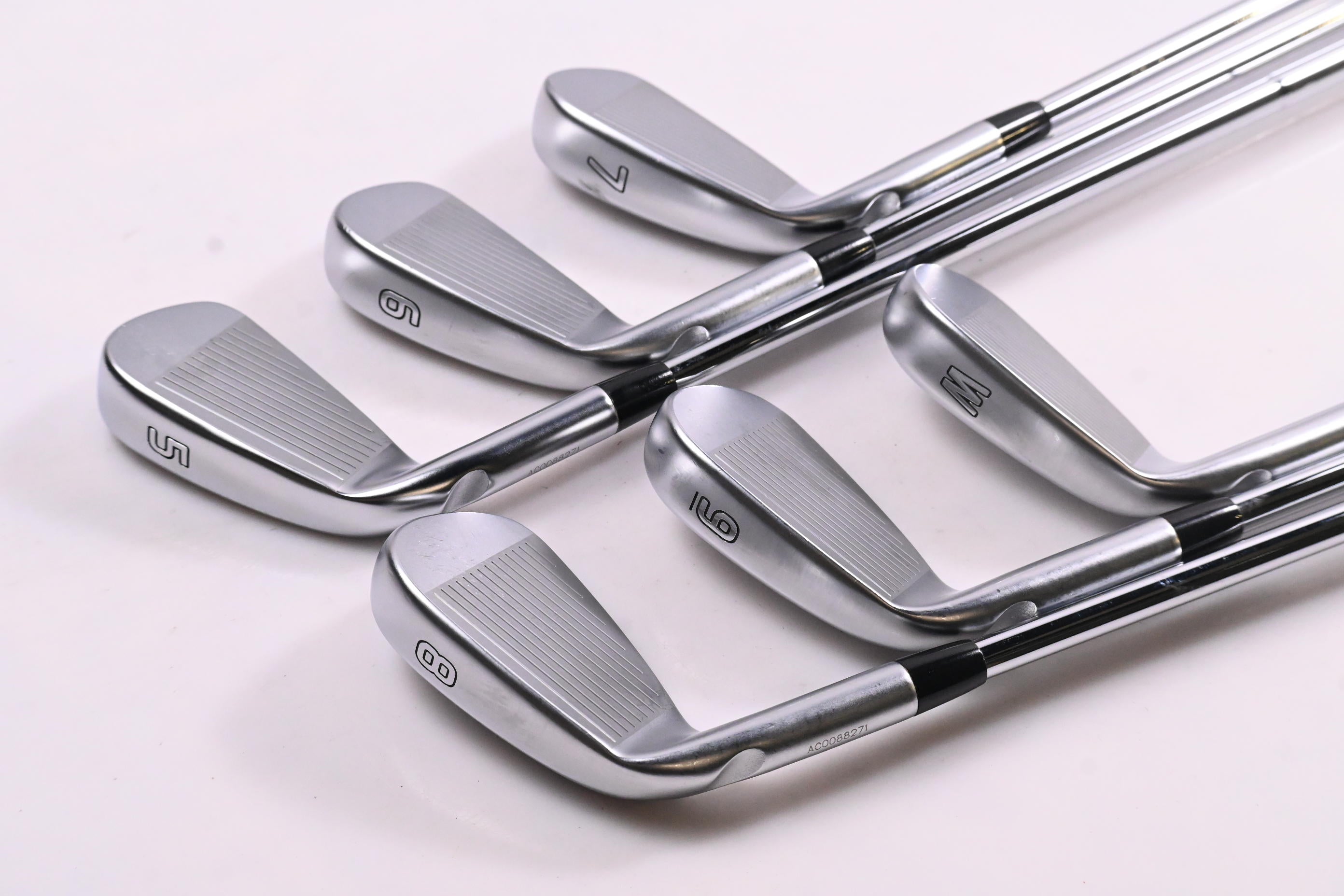 Ping i210 Irons / 5-PW / Regular Flex Dynamic Gold 115 Shafts