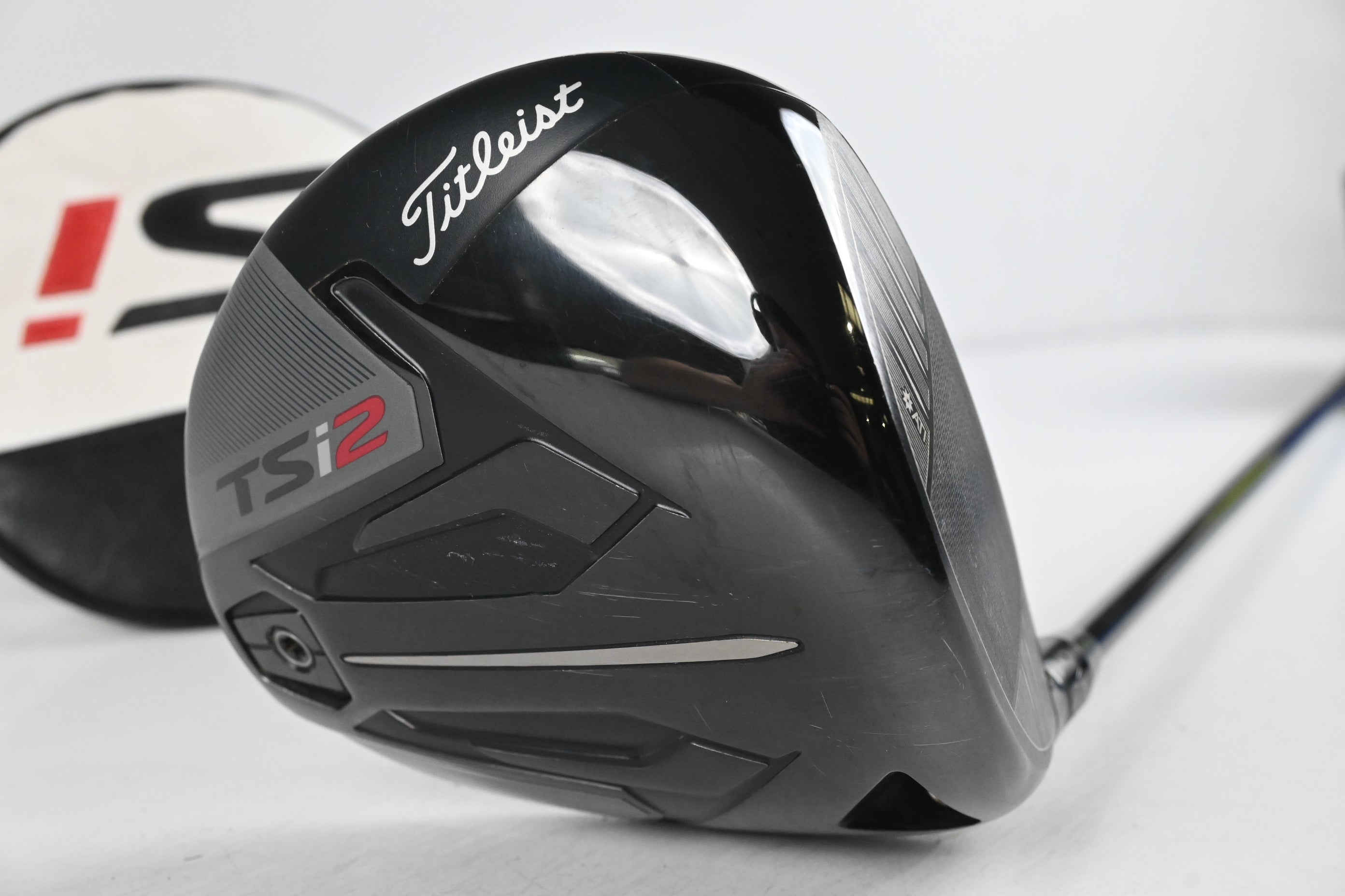 Titleist TSi2 Driver / 10.5 Degree / Regular Flex Tensei AV Raw Blue 55 Shaft
