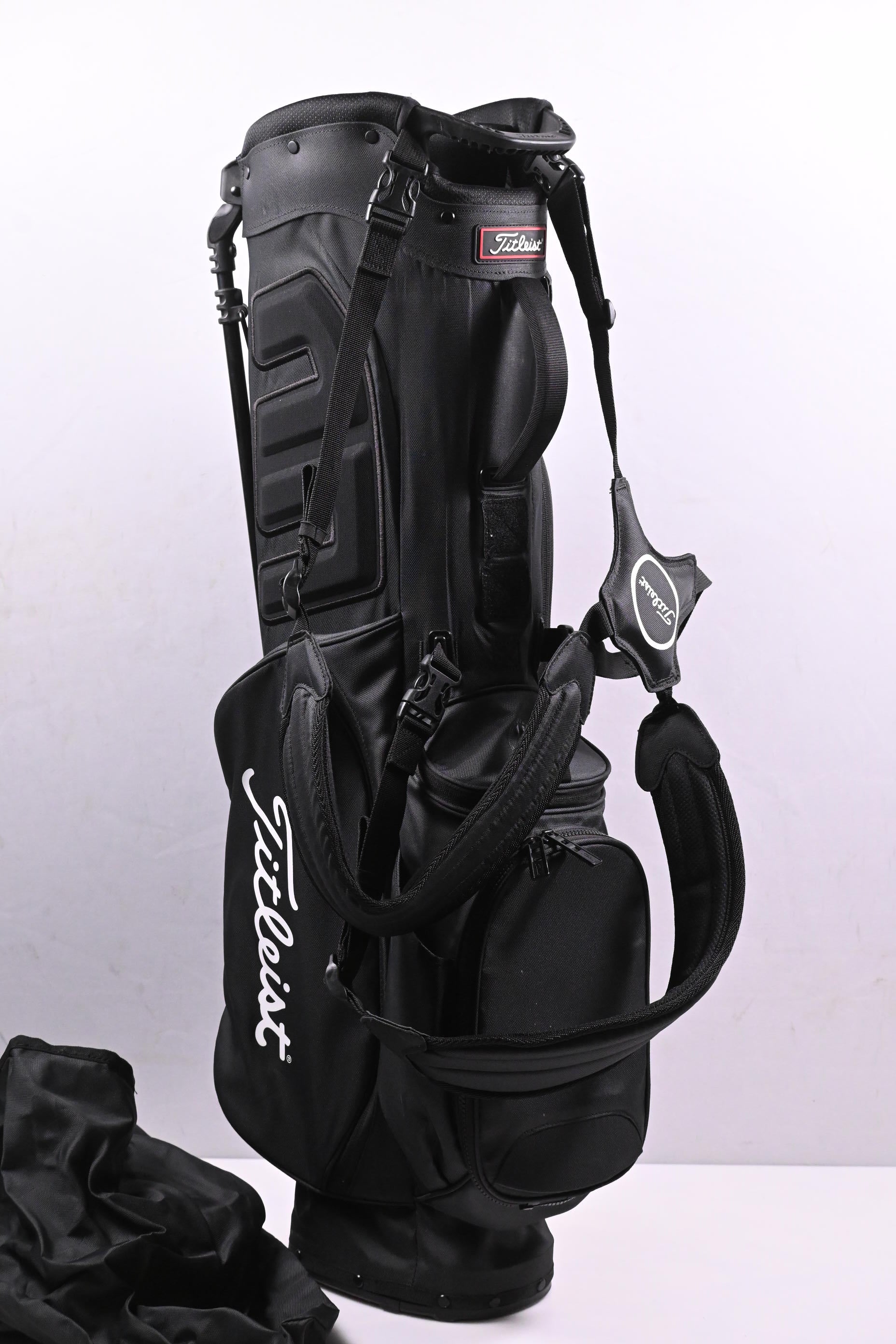 Titleist Players 4 Stand Bag / 4-Way Divider / Black
