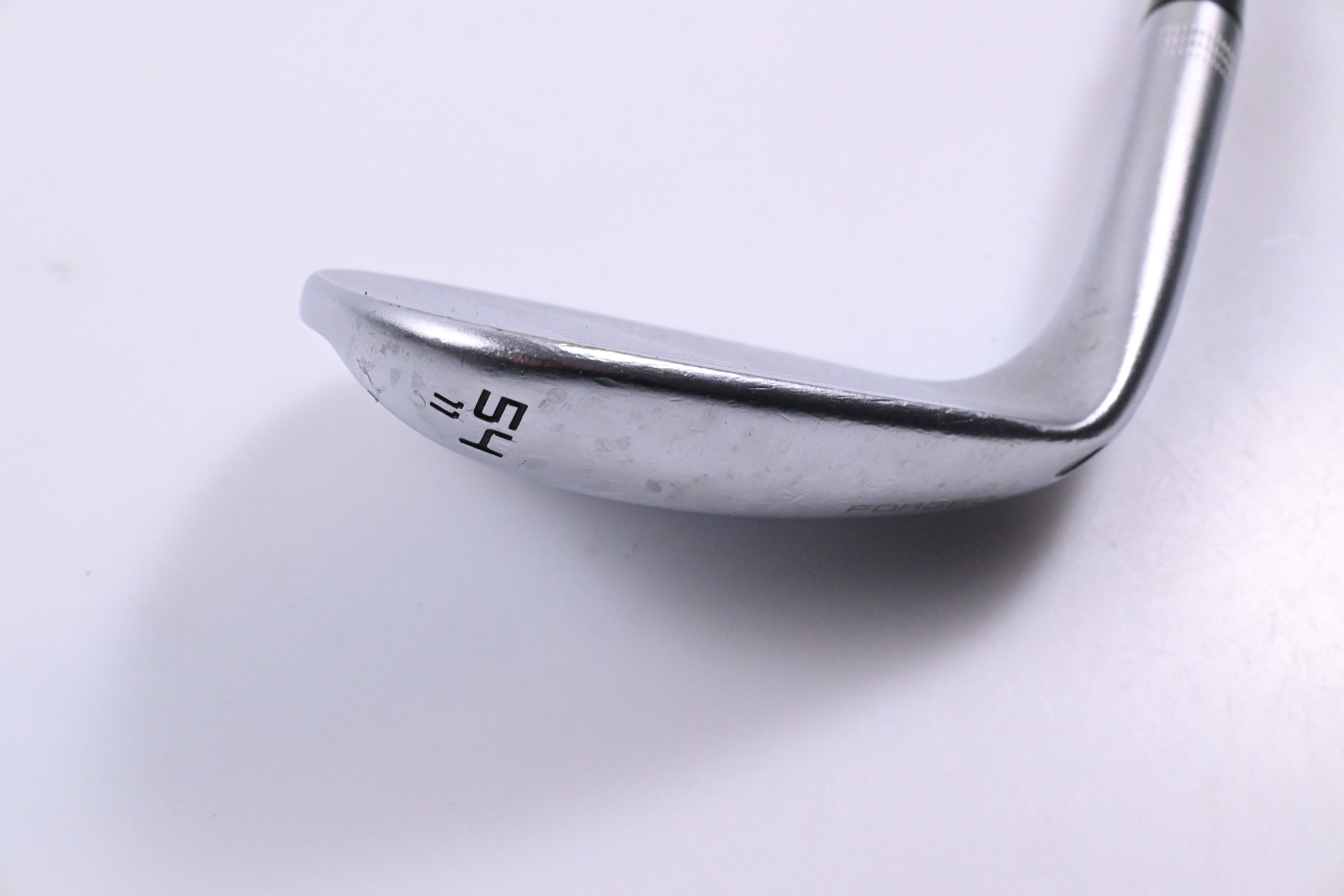 Wilson Staff Model Sand Wedge / 54 Degree / Stiff Flex Dynamic Gold 120 S300