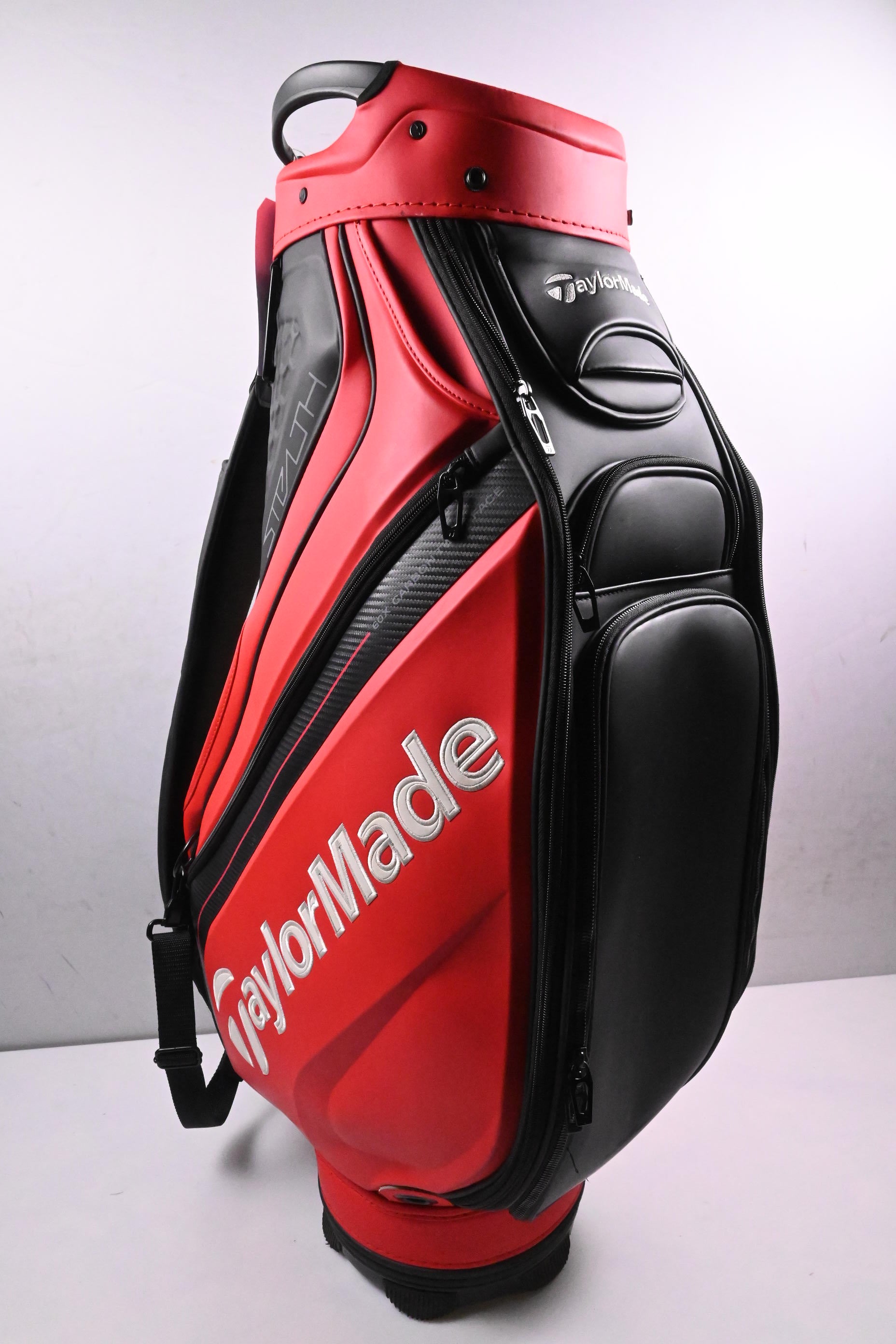 Taylormade Stealth Tour Bag / 6-Way Divider / Black, Red