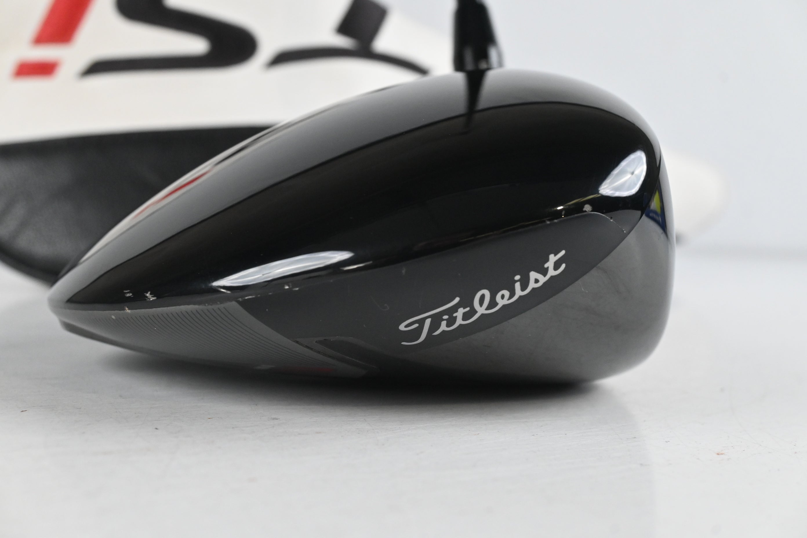 Titleist TSi2 Driver / 10.5 Degree / Regular Flex Tensei AV Raw Blue 55 Shaft