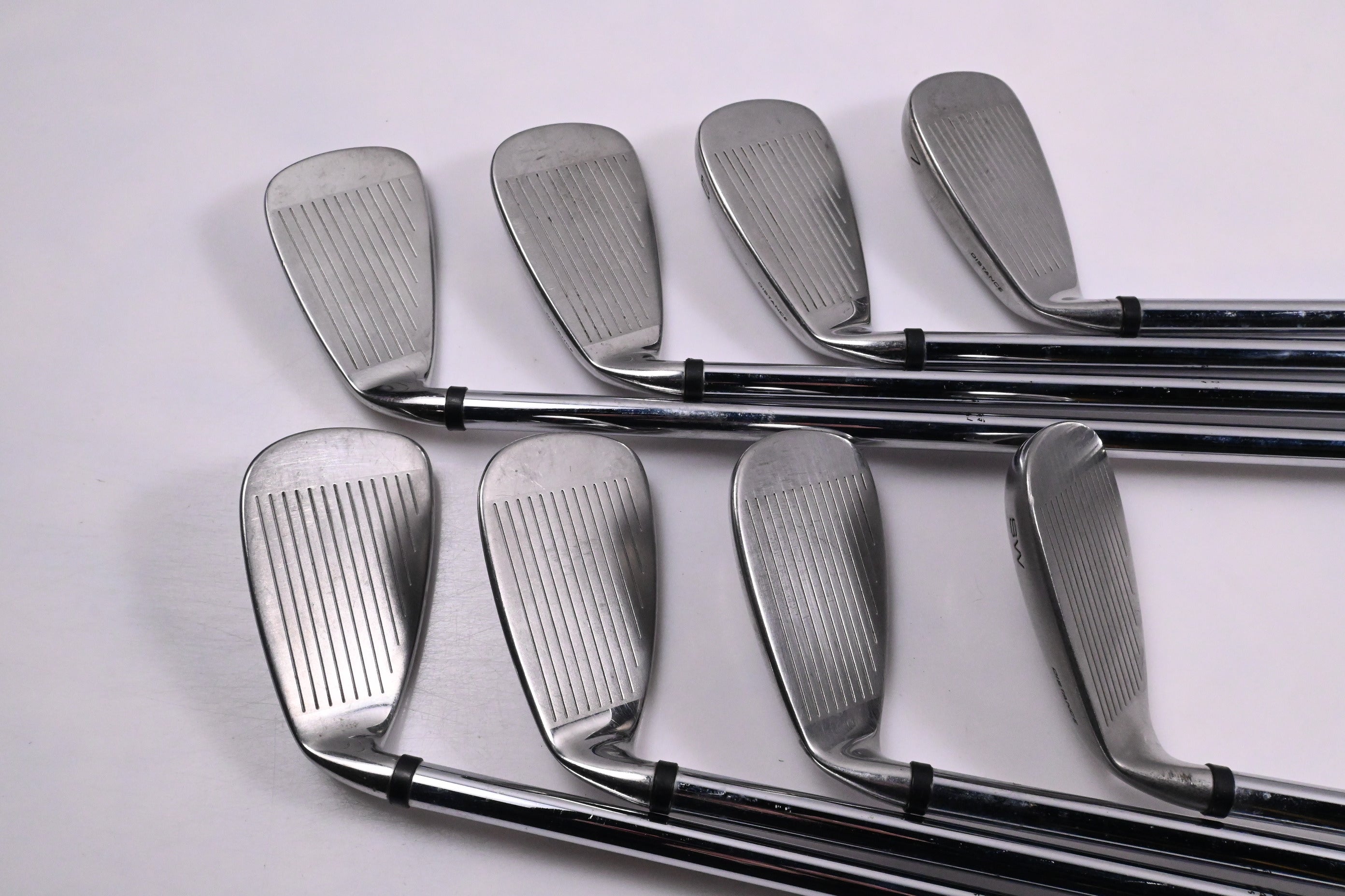 Wilson Deep Red II Irons / 3-PW+SW / Regular Flex Wilson Shafts / No #4 Iron