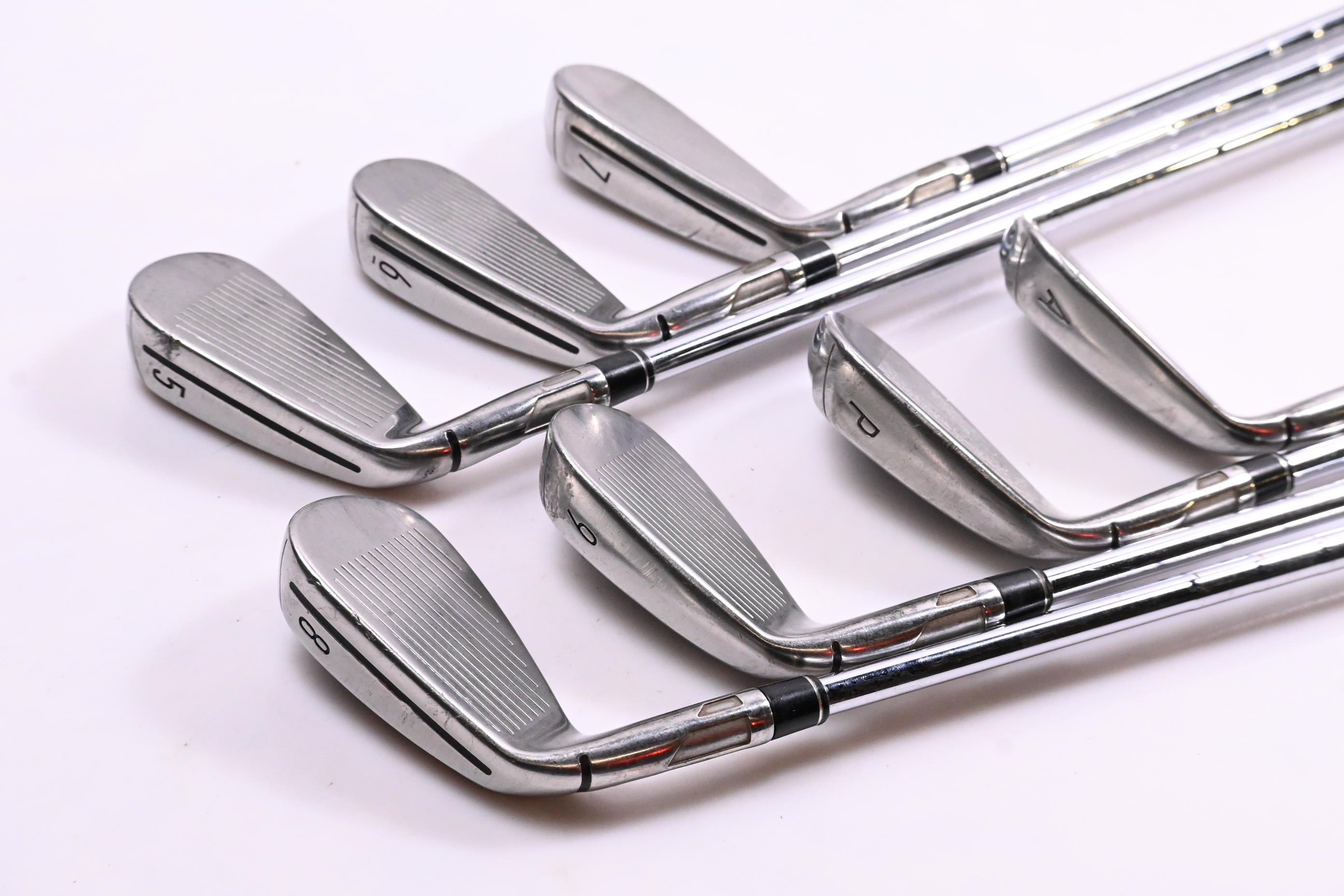 Taylormade SIM Max Irons / 5-PW+GW / Stiff Flex KBS Tour Shafts
